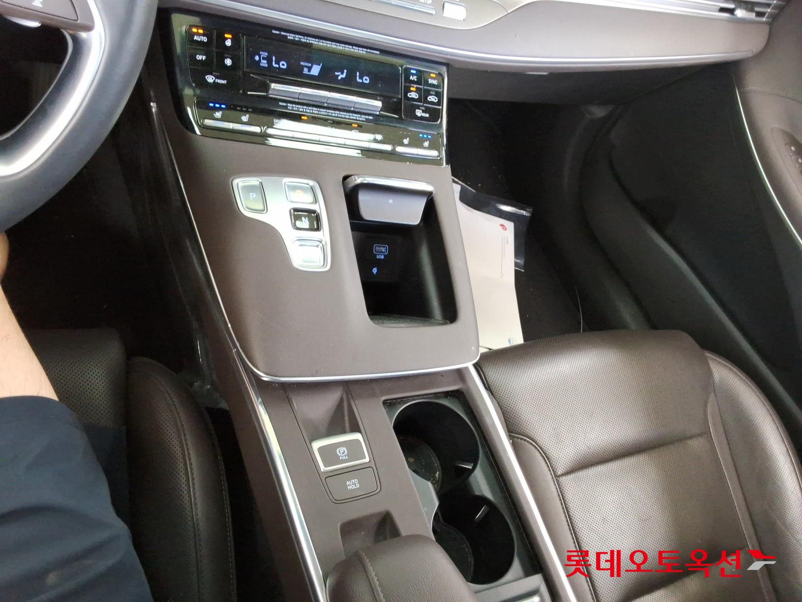 هيونداي - أزيرا - Image 33