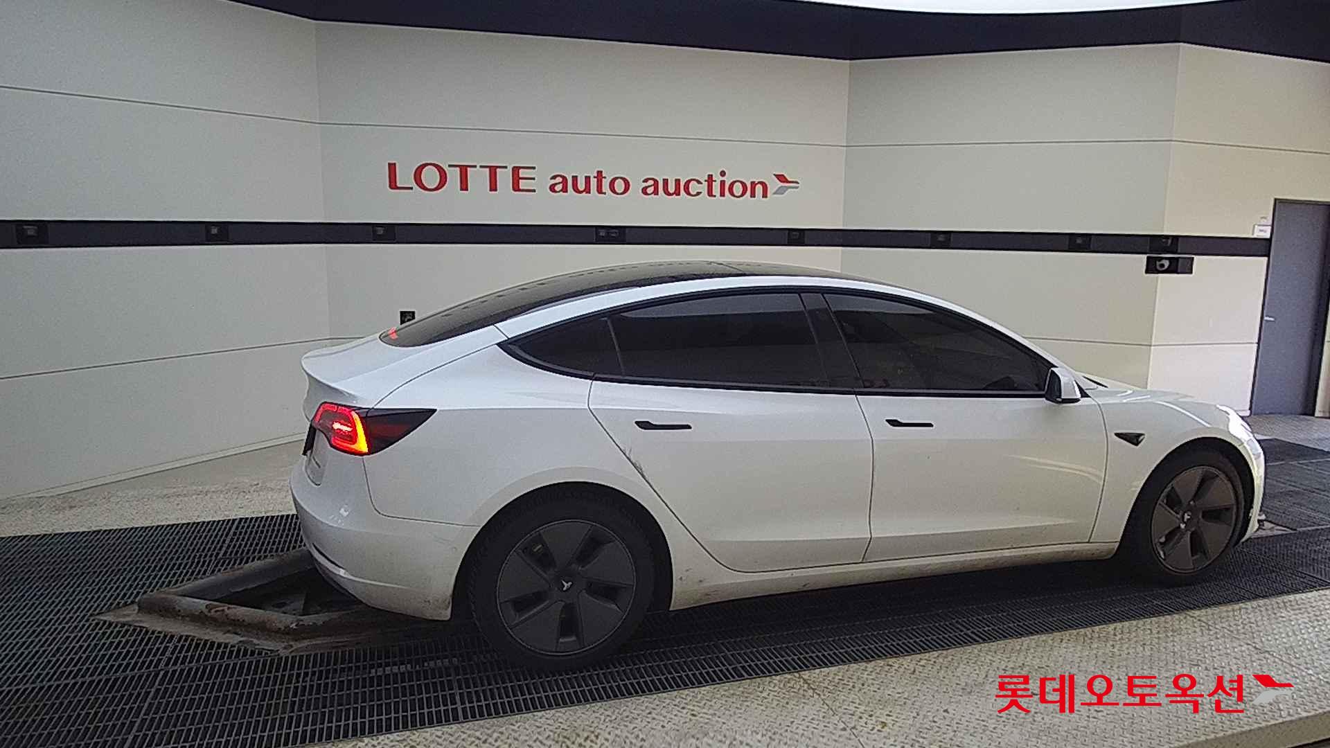 Tesla Model 3 Long Range id 2679374 из Кореи 18