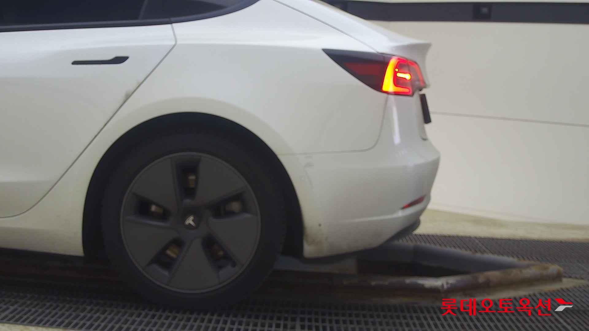 Tesla Model 3 Long Range id 2679374 из Кореи 22