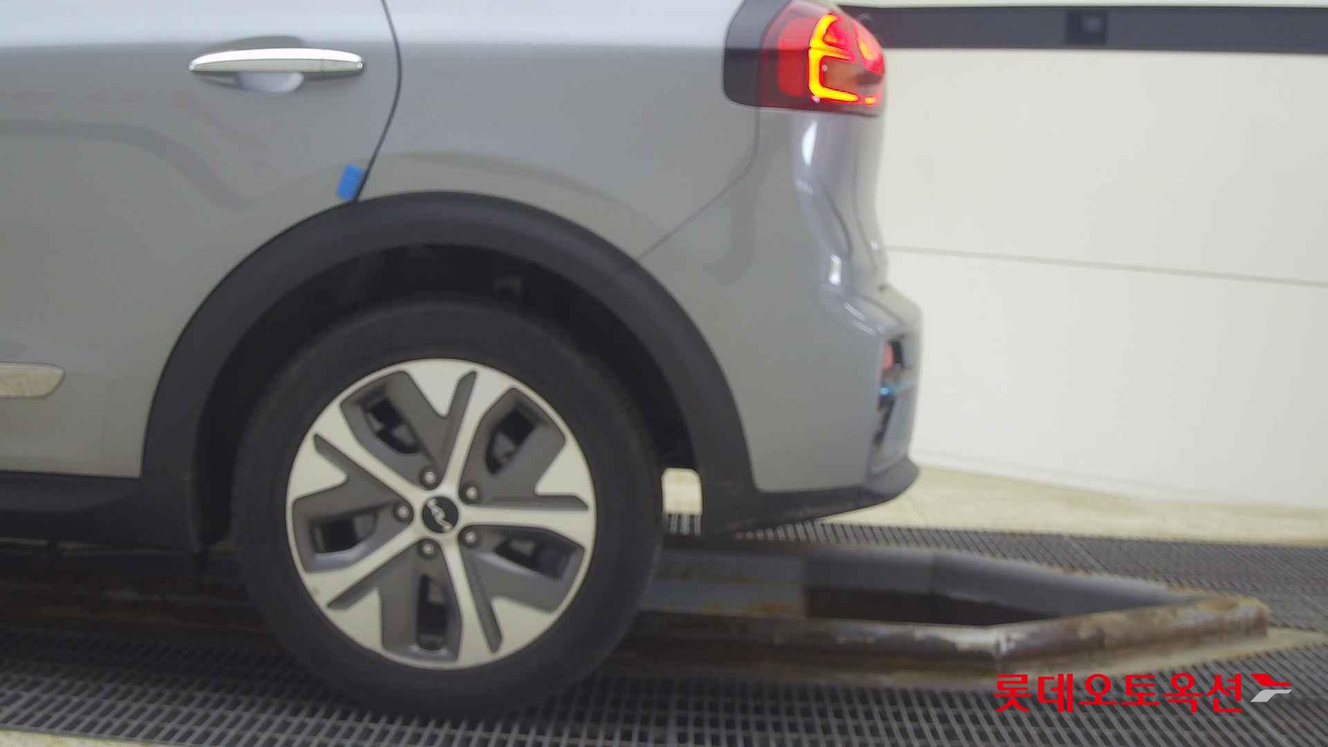 Kia Niro EV id 2684524 из Кореи 22