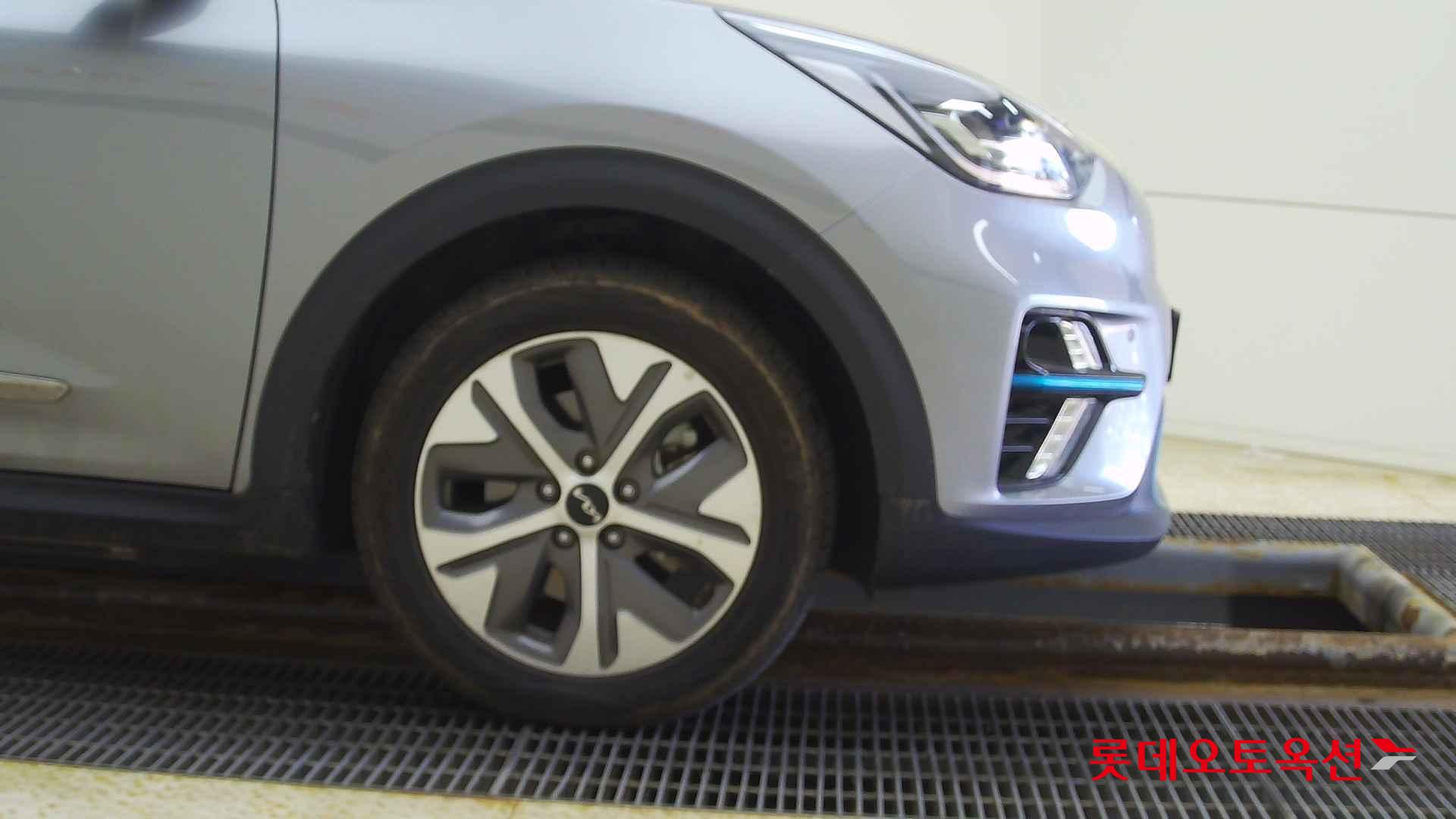 Kia Niro EV id 2684524 из Кореи 23
