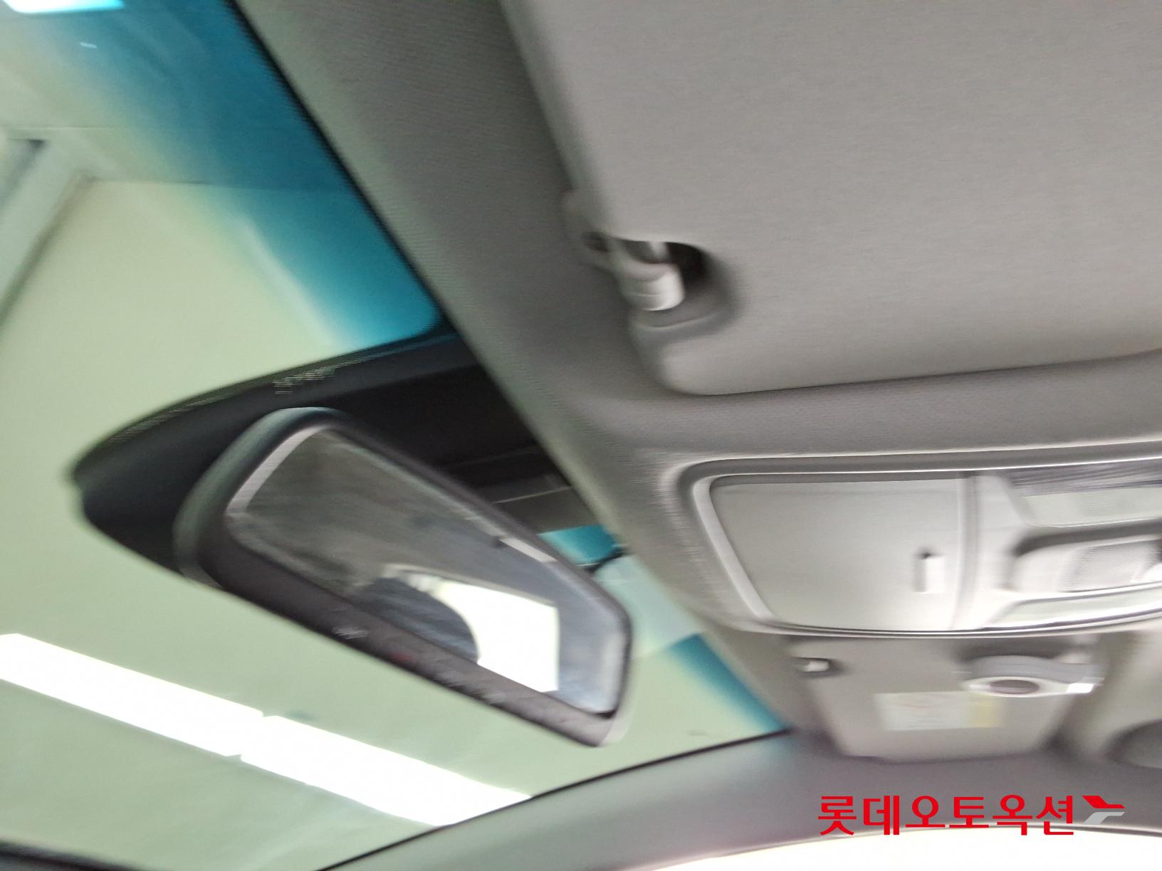 Kia Niro EV id 2684524 из Кореи 32