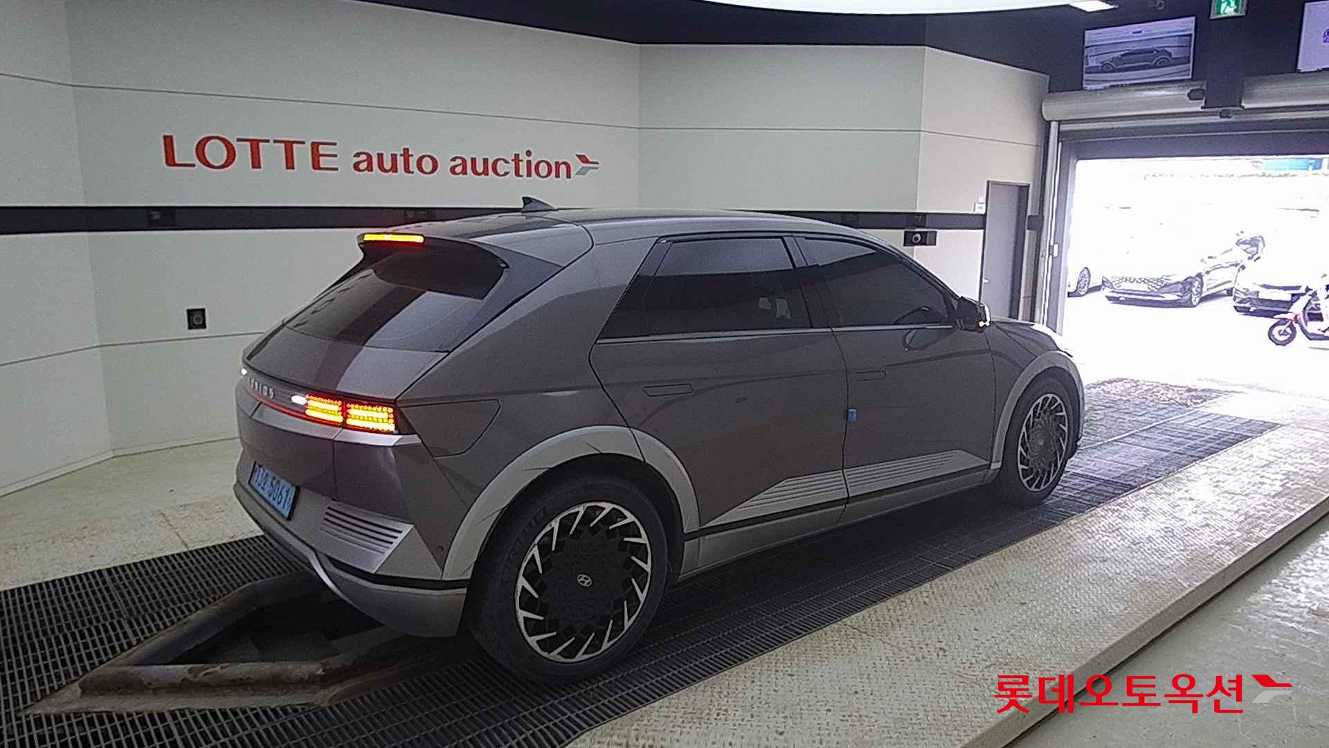 Hyundai IONIQ 5 id 2720974 из Кореи 19