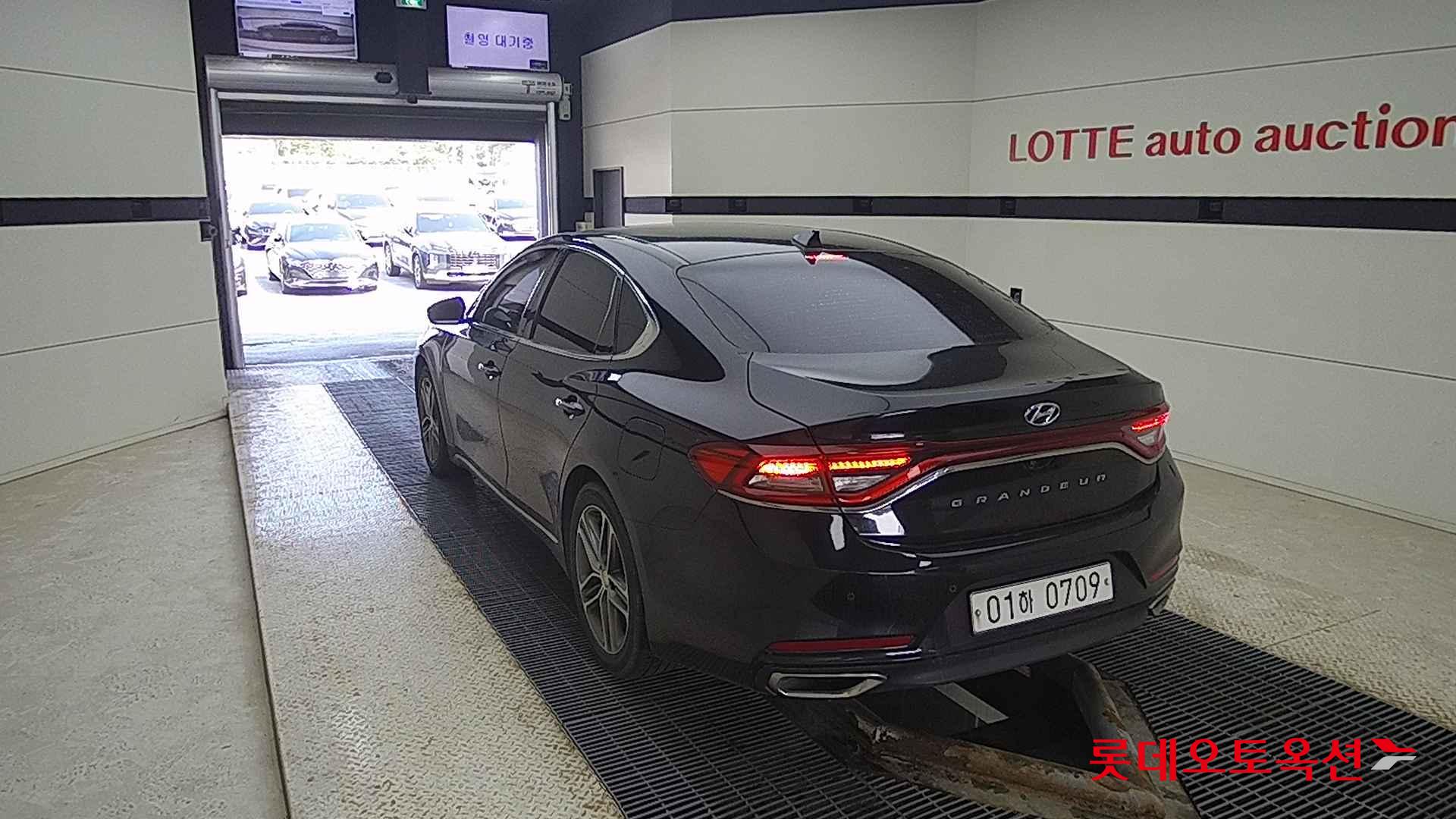 Hyundai Grandeur id 2668414 из Кореи 9