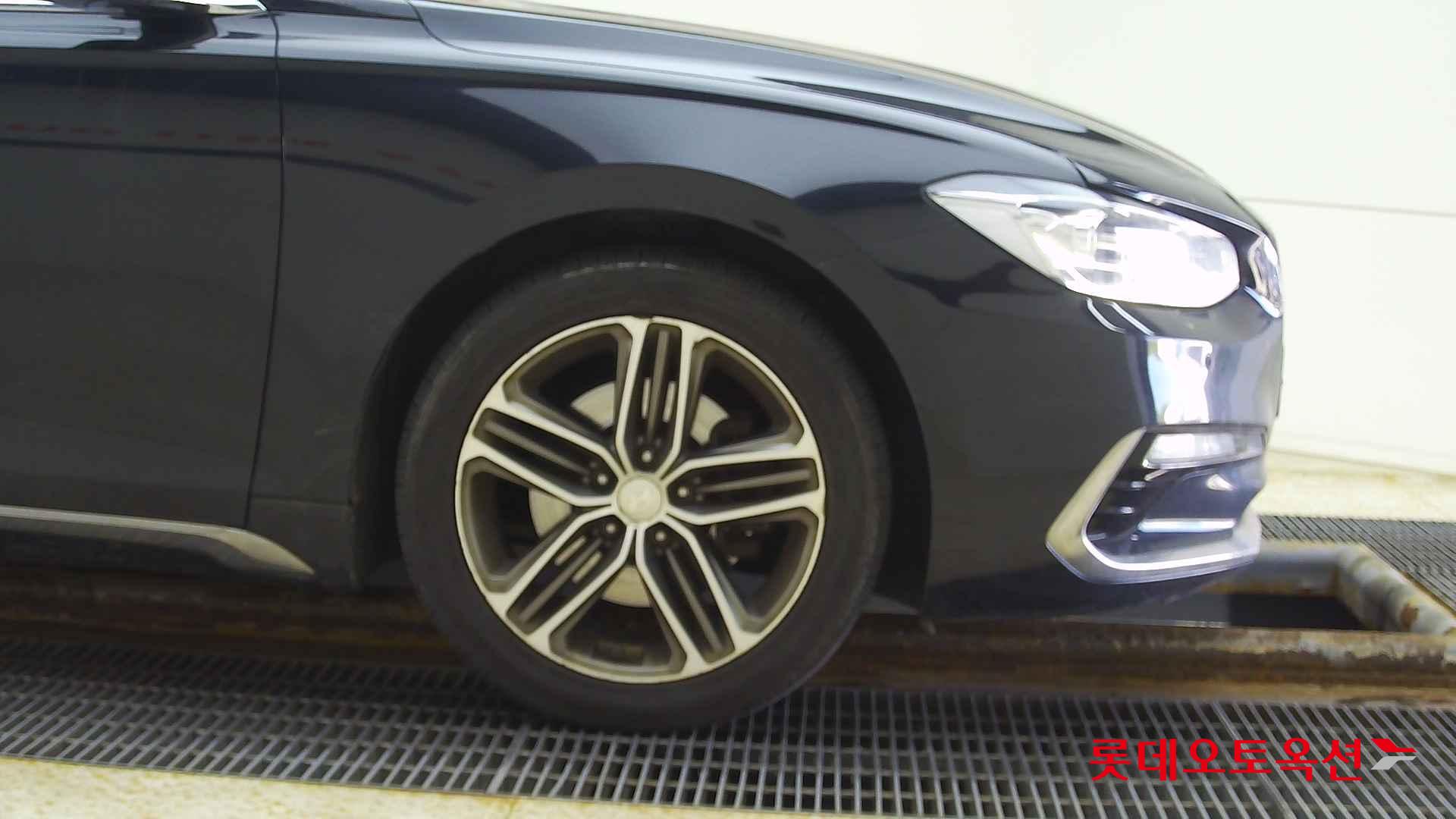 Hyundai Grandeur id 2668414 из Кореи 23