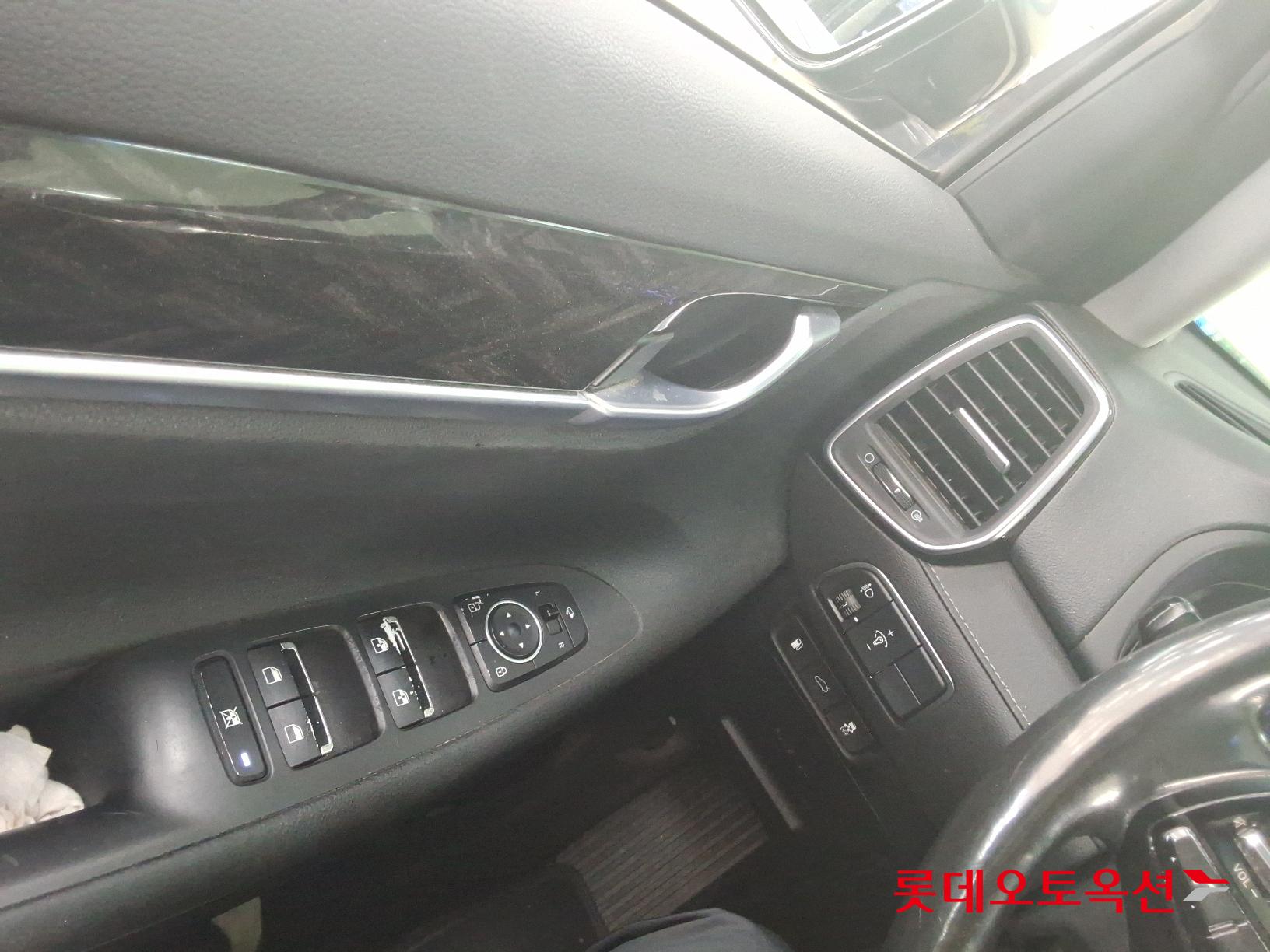 Hyundai Grandeur id 2668414 из Кореи 28