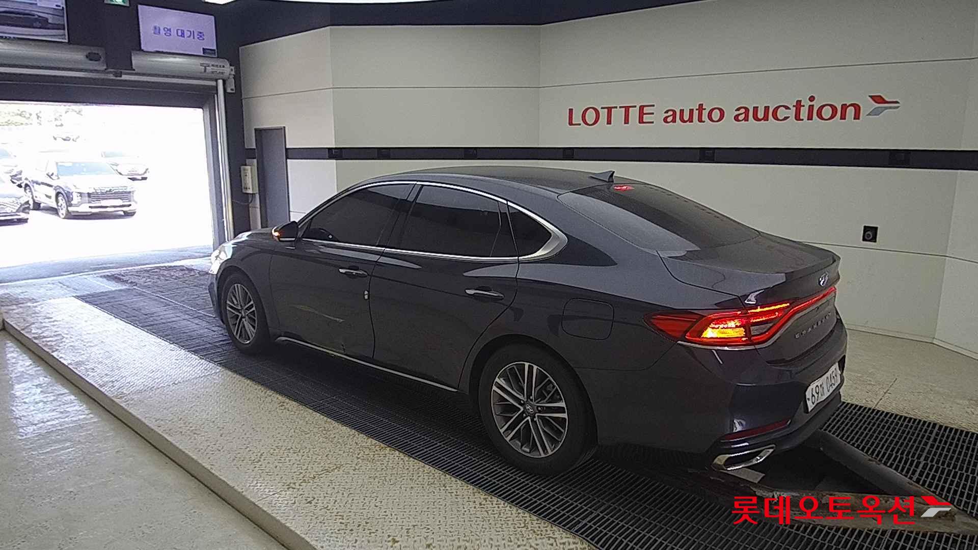 Hyundai Grandeur id 2668376 из Кореи 10