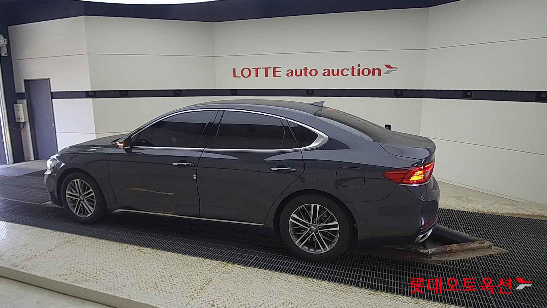 Hyundai Grandeur id 2668376 из Кореи 11