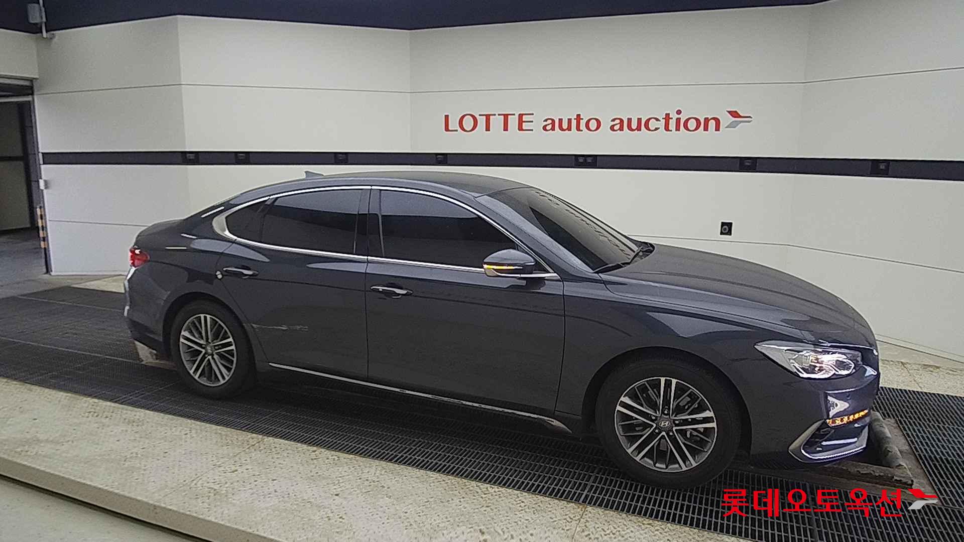 Hyundai Grandeur id 2668376 из Кореи 17