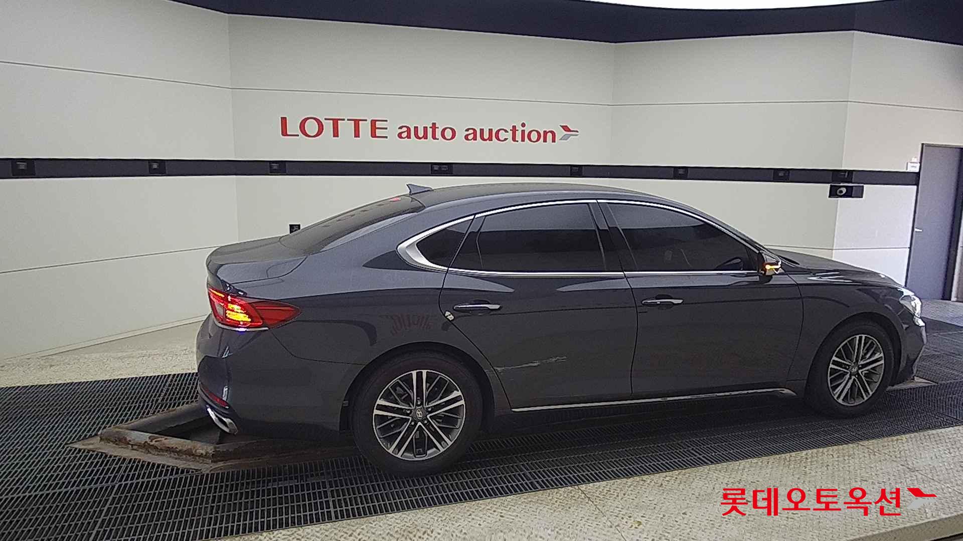 Hyundai Grandeur id 2668376 из Кореи 18