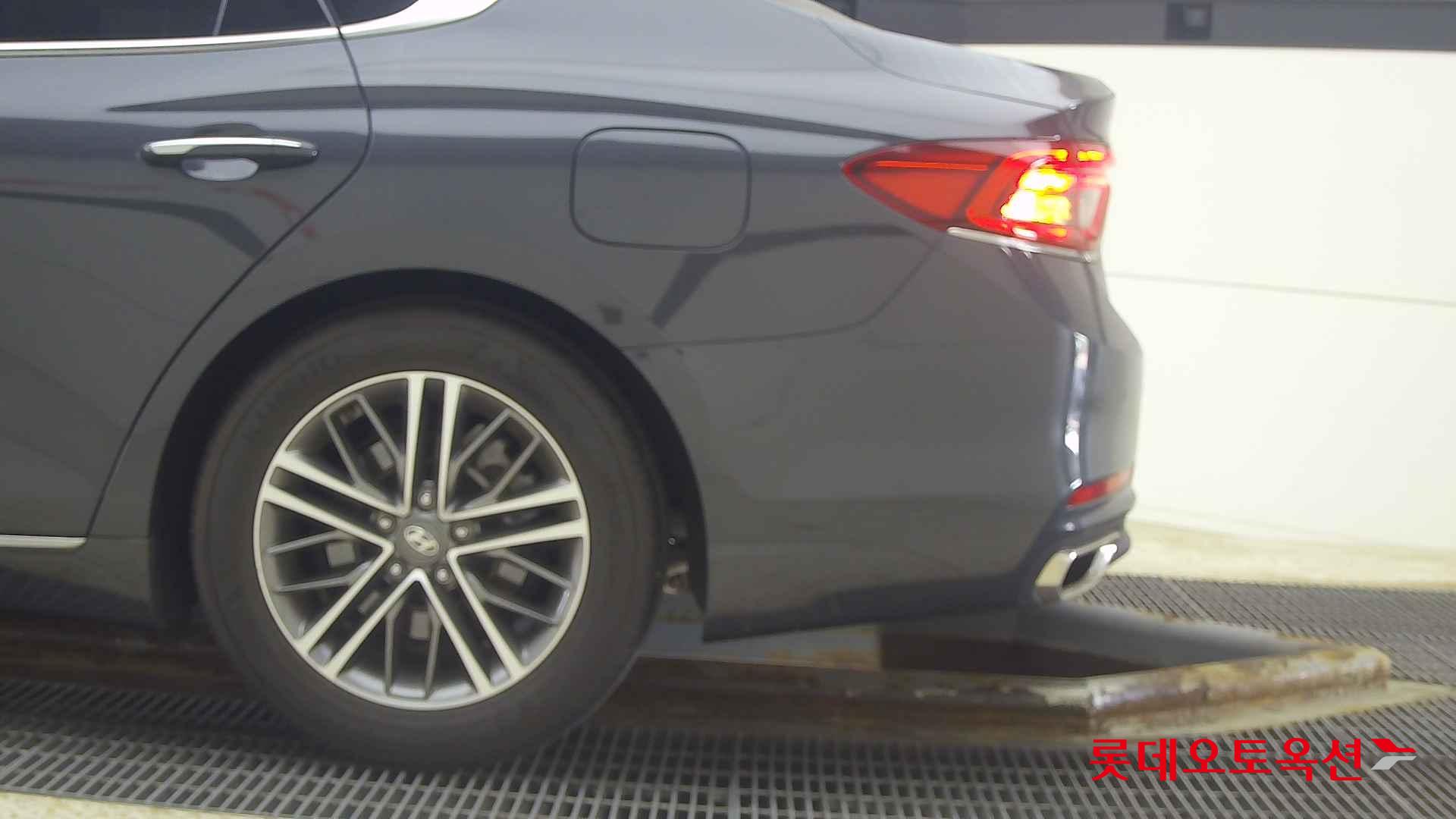 Hyundai Grandeur id 2668376 из Кореи 22