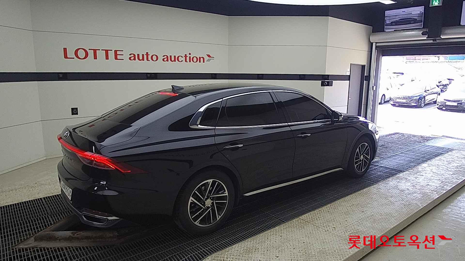 Hyundai Grandeur id 2668362 из Кореи 19