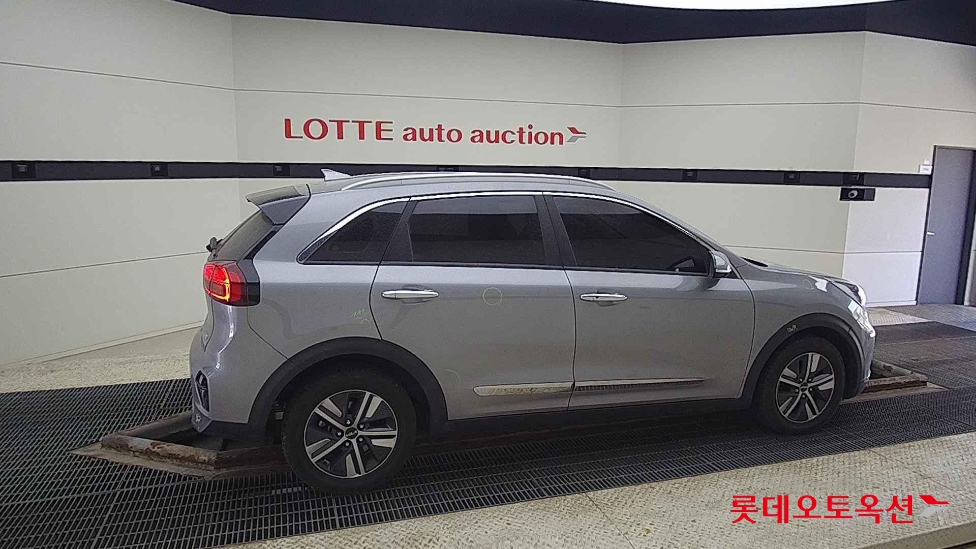 Kia Niro Hybrid id 2668458 из Кореи 18