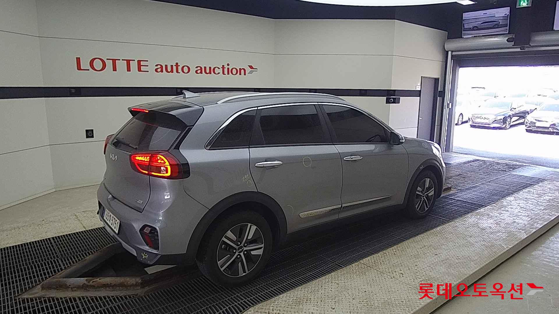 Kia Niro Hybrid id 2668458 из Кореи 19