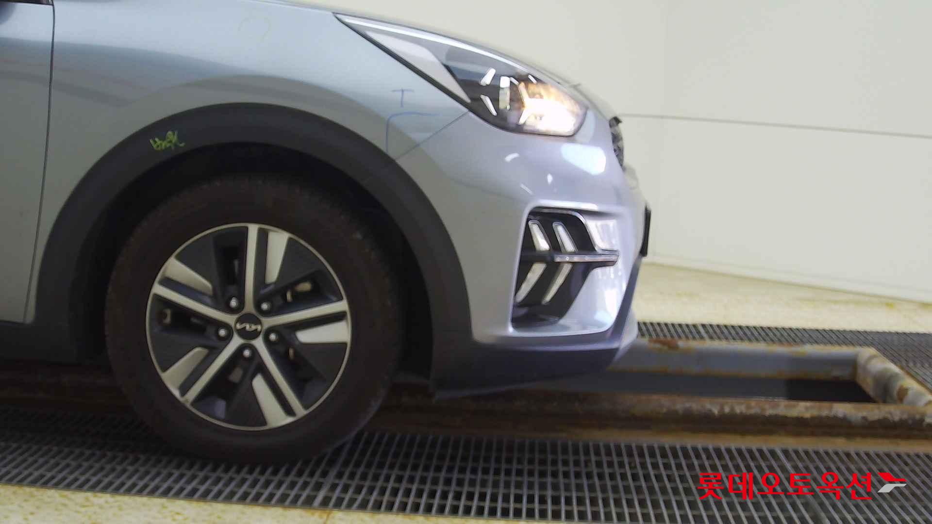 Kia Niro Hybrid id 2668458 из Кореи 23