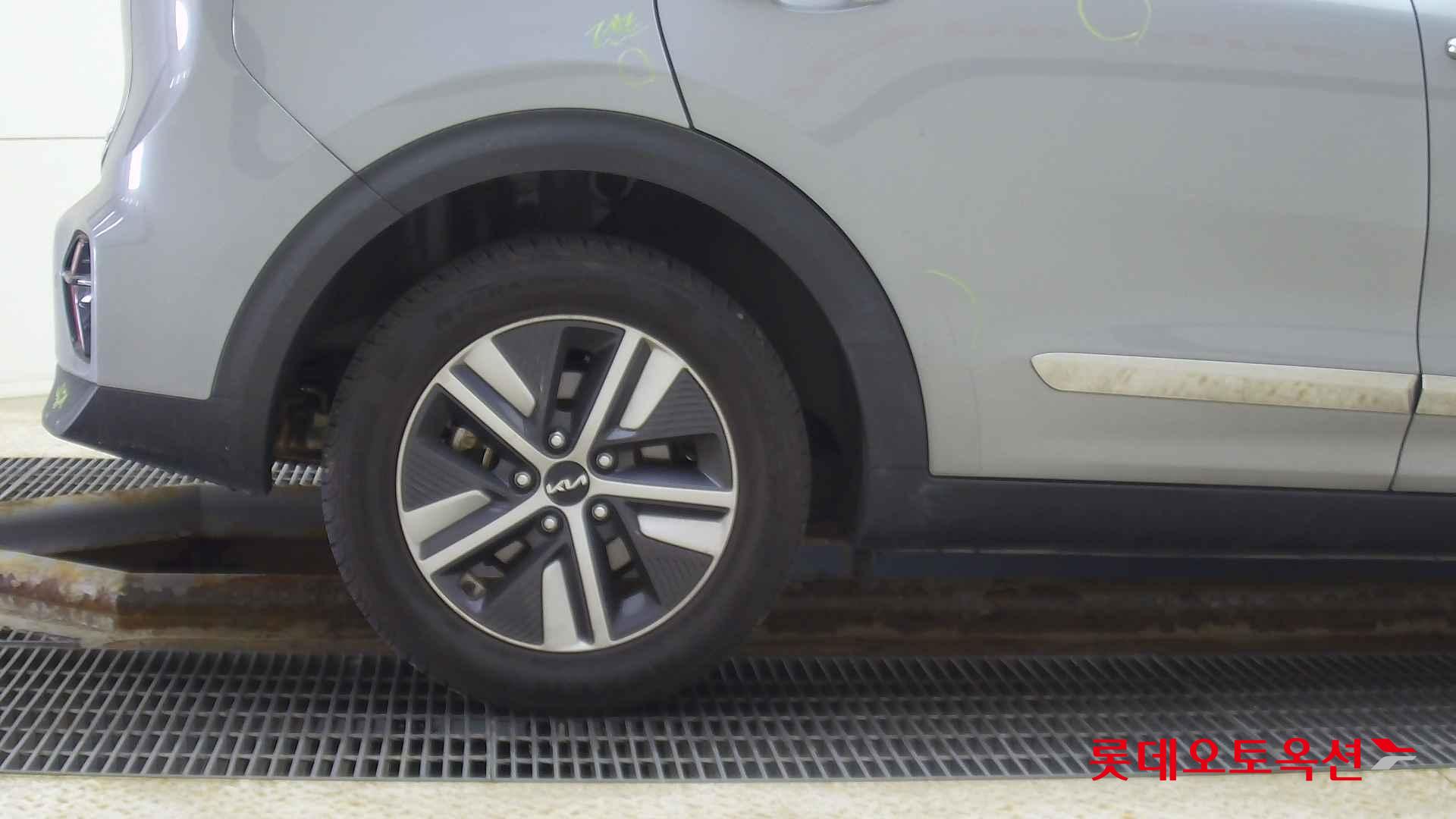Kia Niro Hybrid id 2668458 из Кореи 24