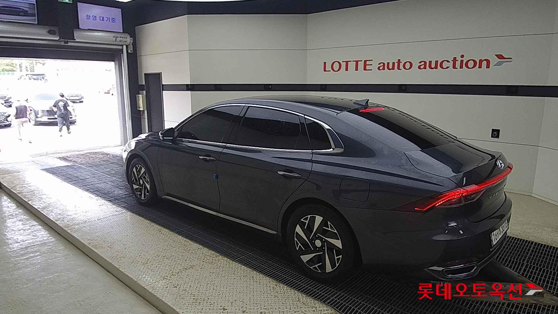 Hyundai Grandeur Hybrid id 2703996 из Кореи 10