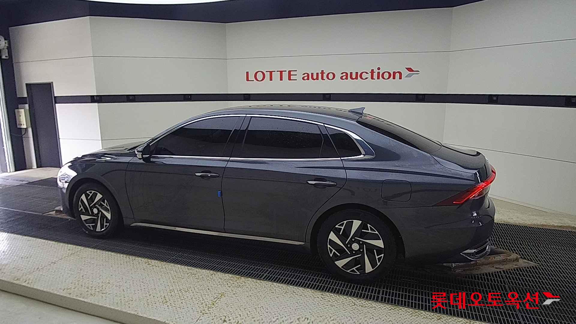 Hyundai Grandeur Hybrid id 2703996 из Кореи 11