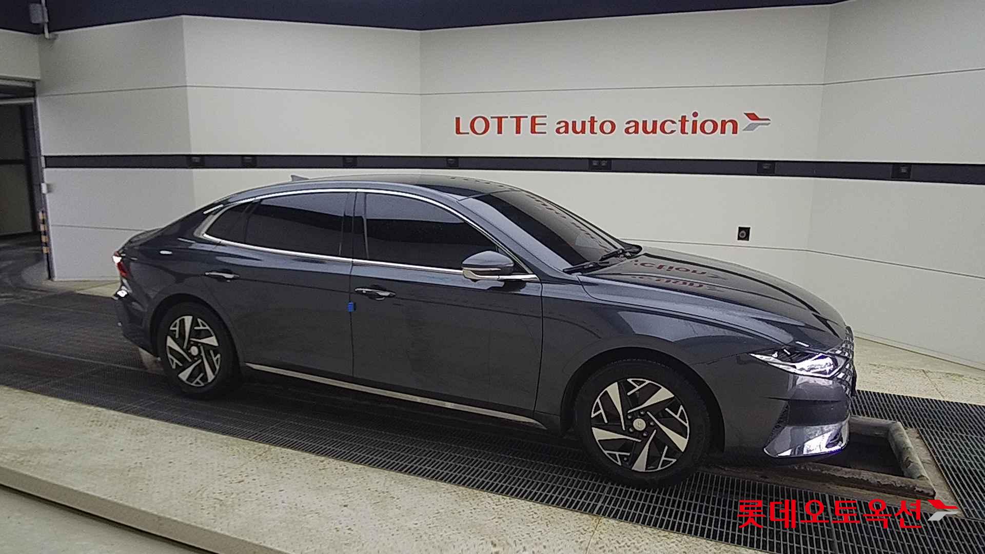 Hyundai Grandeur Hybrid id 2703996 из Кореи 17