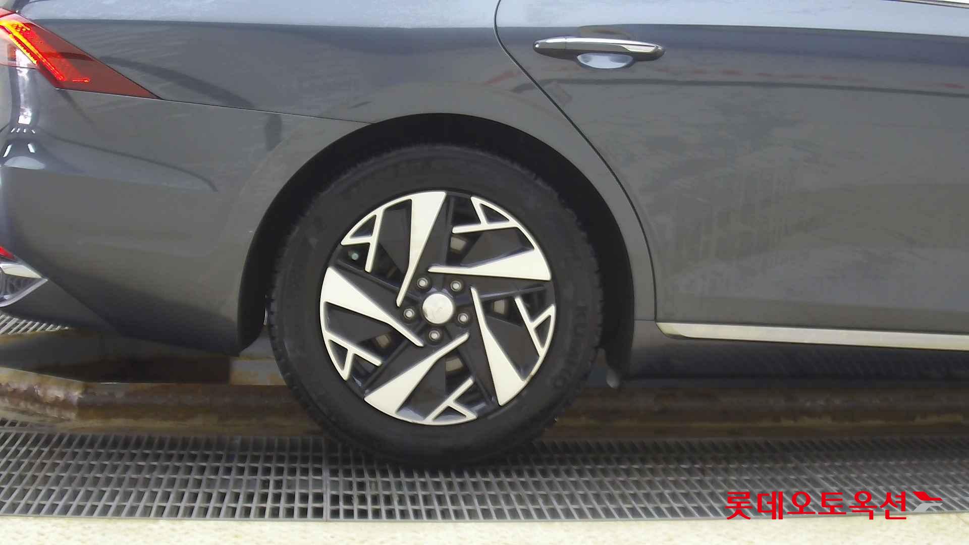 Hyundai Grandeur Hybrid id 2703996 из Кореи 24