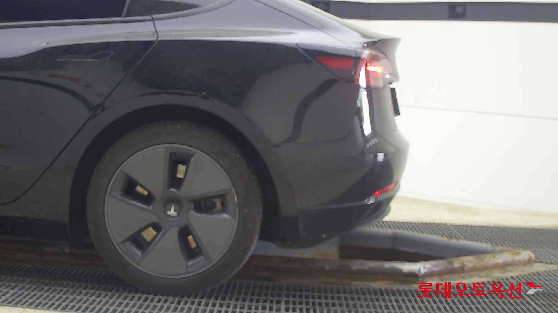 Tesla Model 3 Long Range id 2684580 из Кореи 22