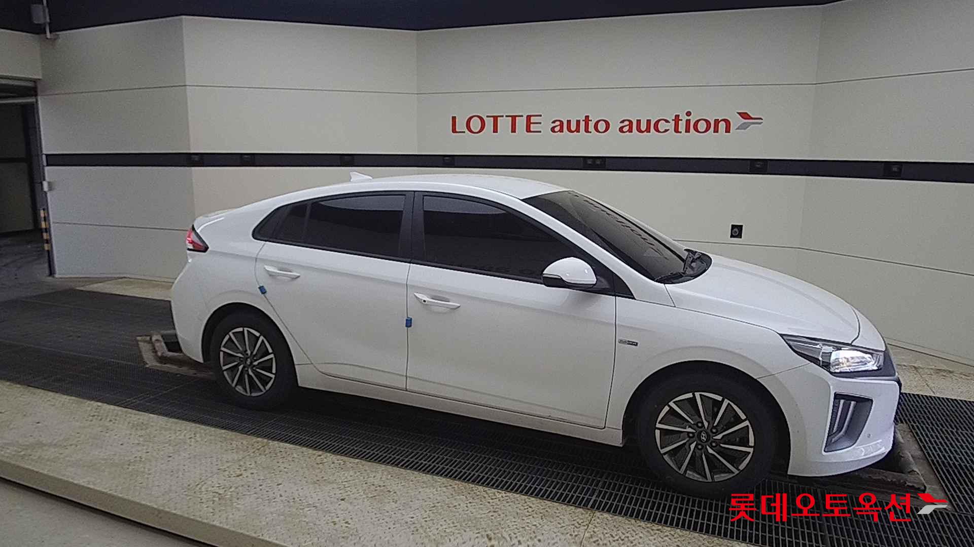 هيونداي - أيونيك (2020)