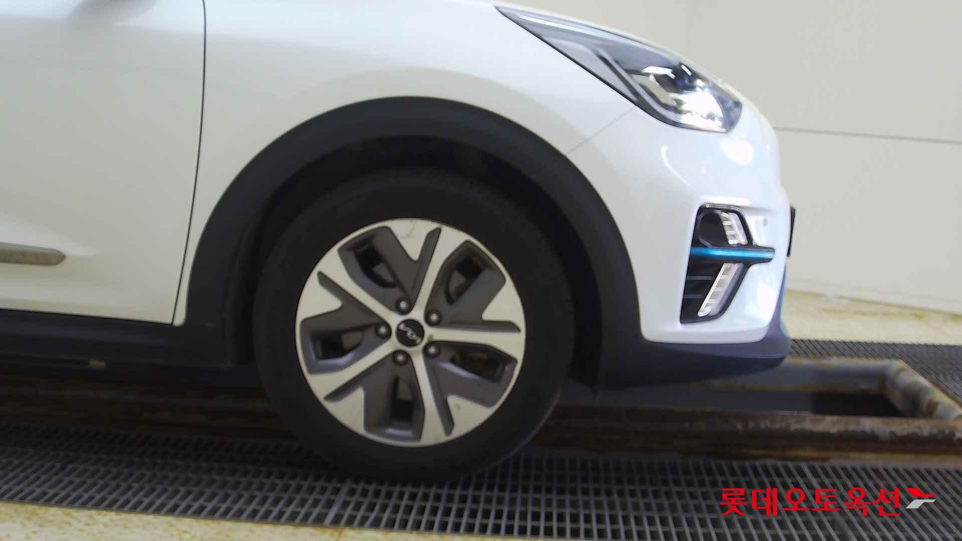 Kia Niro EV id 2684518 из Кореи 23