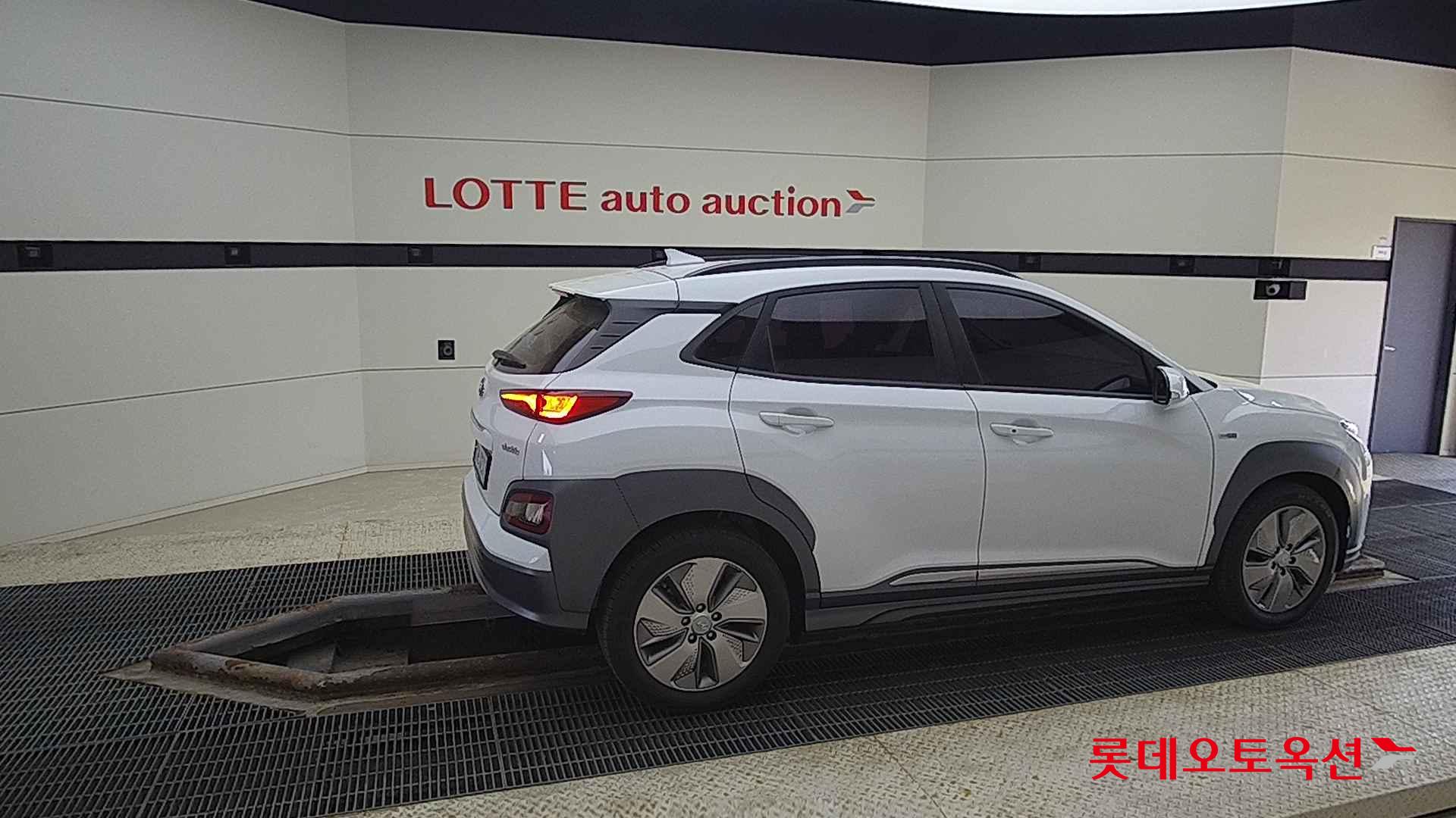 Hyundai KONA Electric id 2679403 из Кореи 18