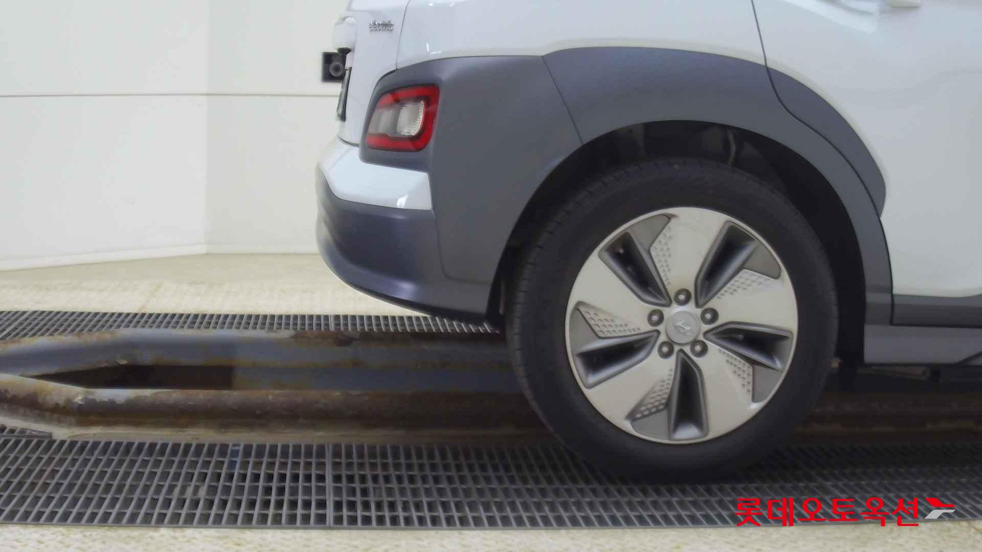 Hyundai KONA Electric id 2679403 из Кореи 24