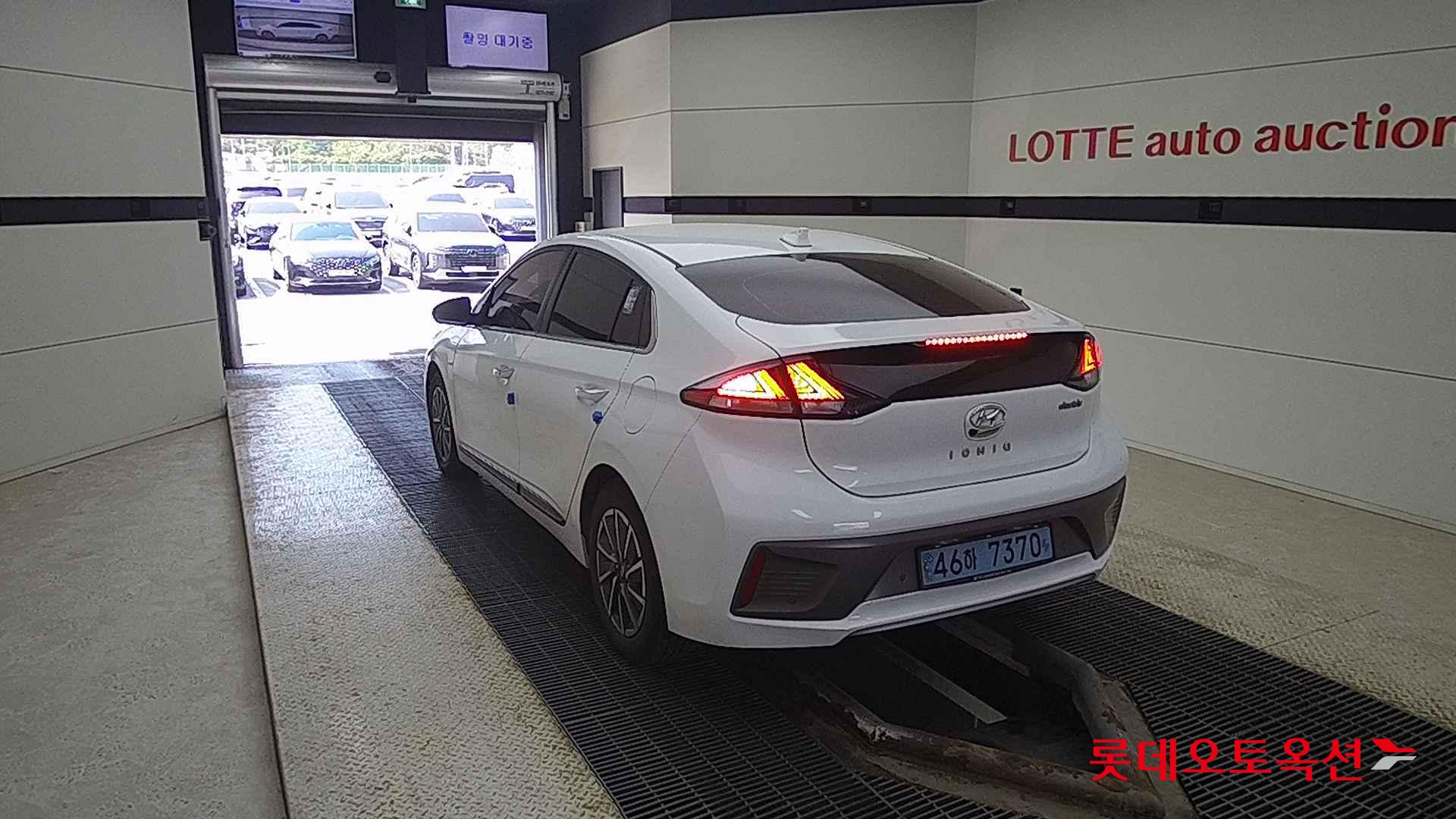 Hyundai IONIQ Electric id 2679409 из Кореи 9