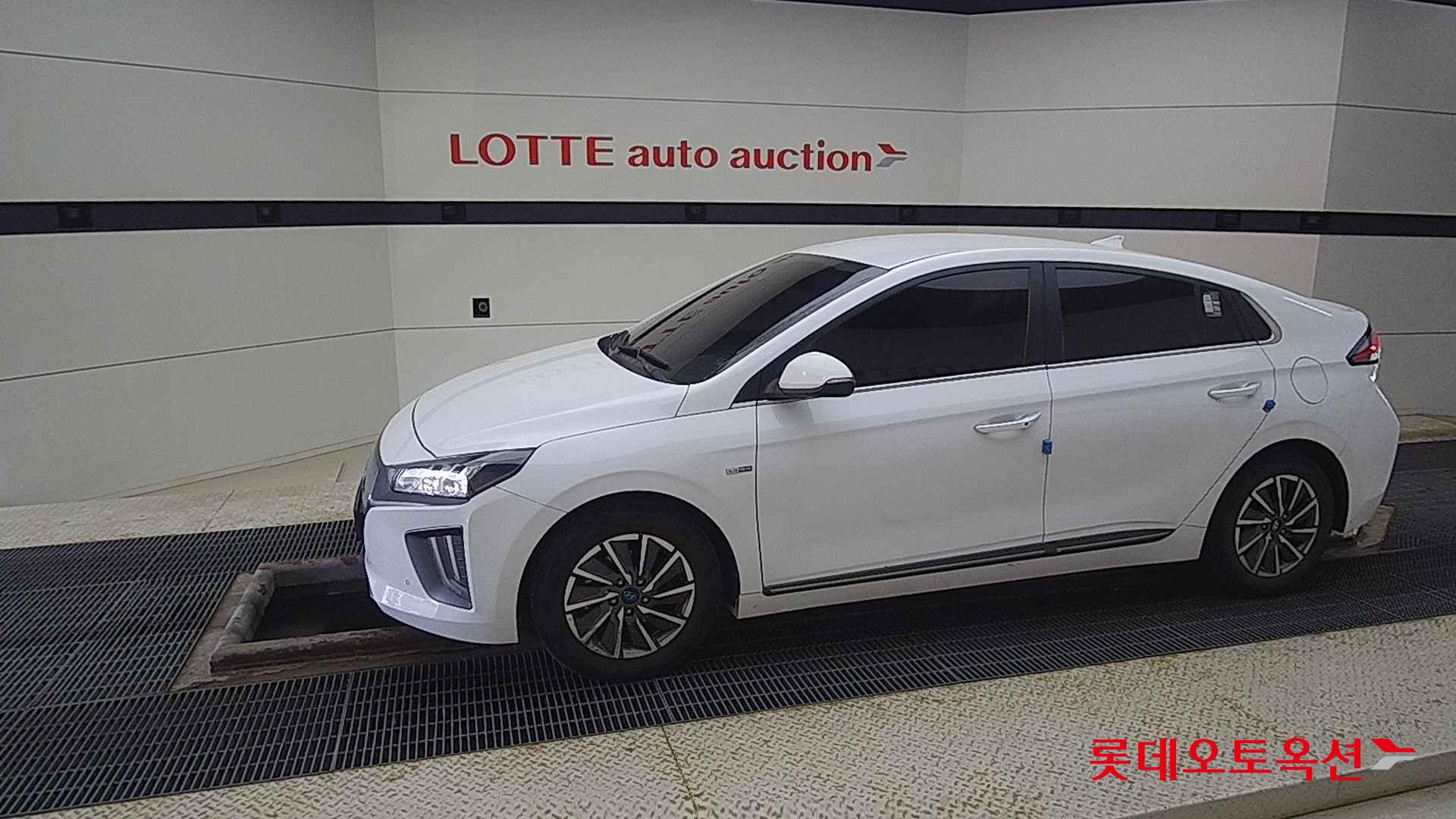 Hyundai IONIQ Electric id 2679409 из Кореи 12
