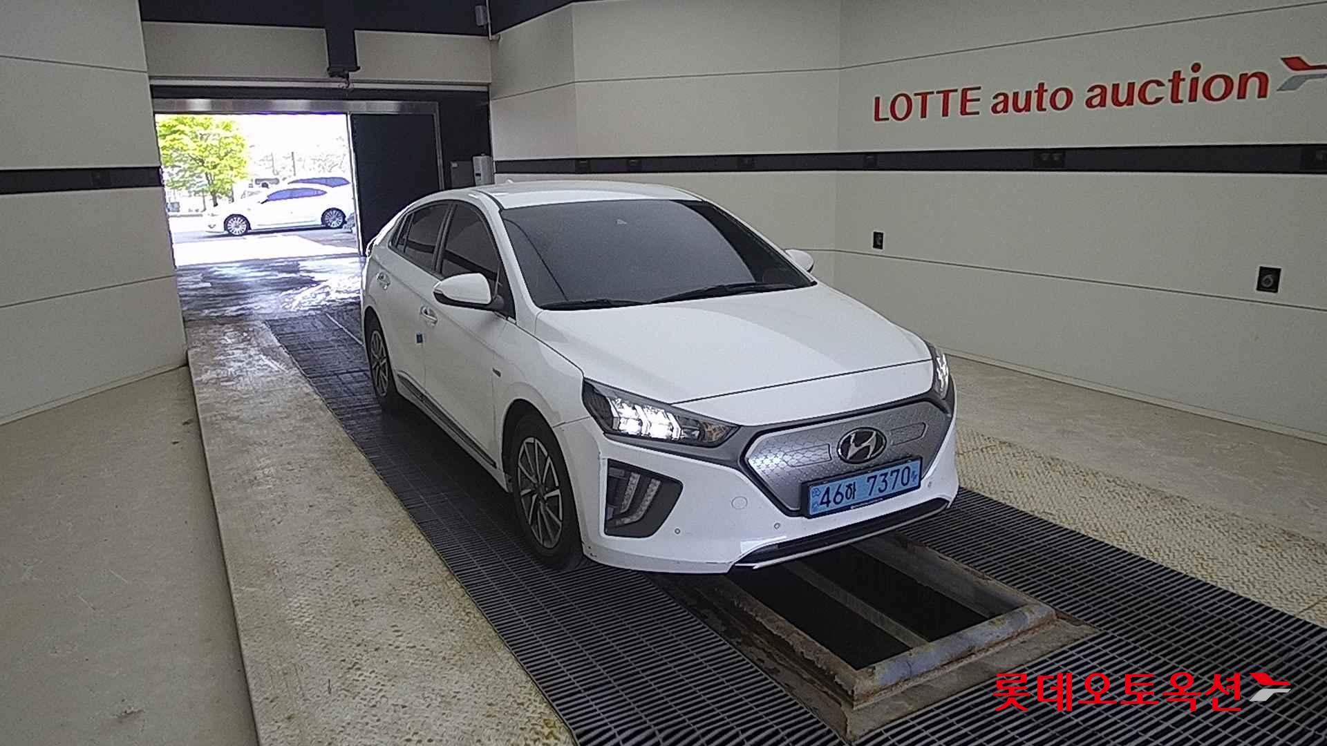 Hyundai IONIQ Electric id 2679409 из Кореи 15