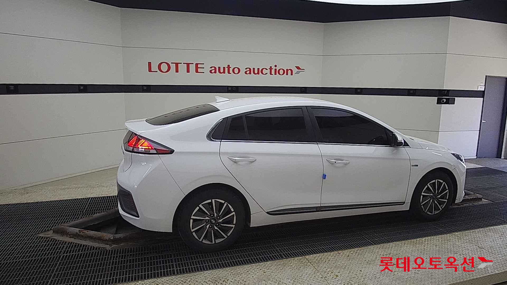 Hyundai IONIQ Electric id 2679409 из Кореи 18