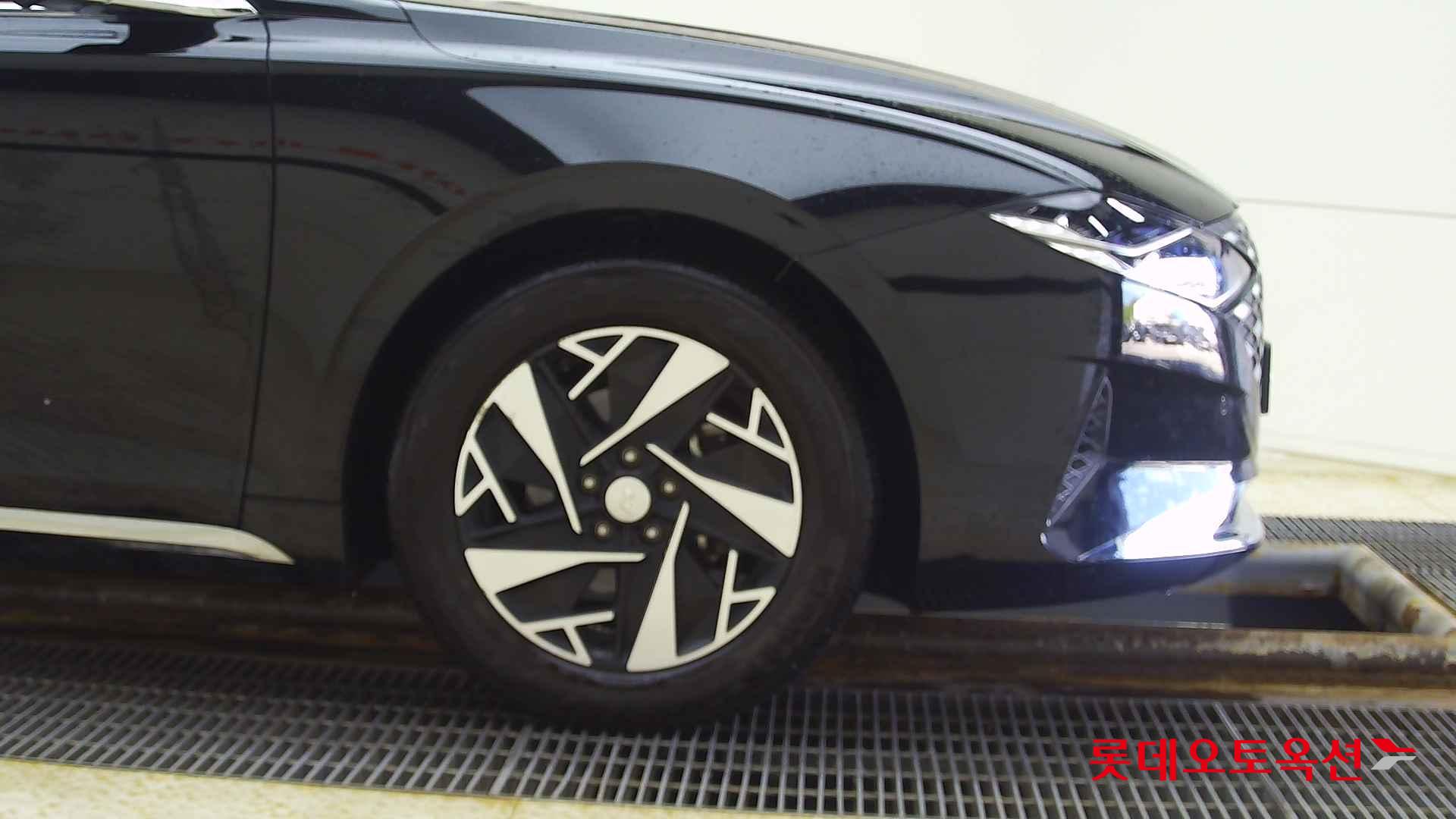 Hyundai Grandeur Hybrid id 2684494 из Кореи 23