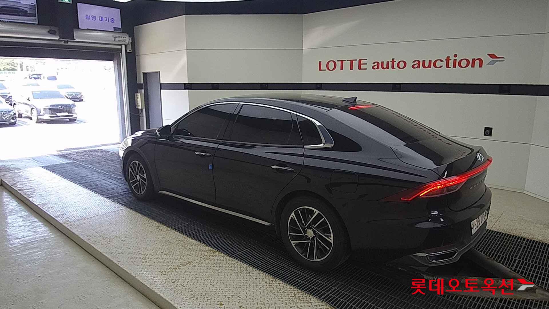 Hyundai Grandeur id 2668367 из Кореи 10