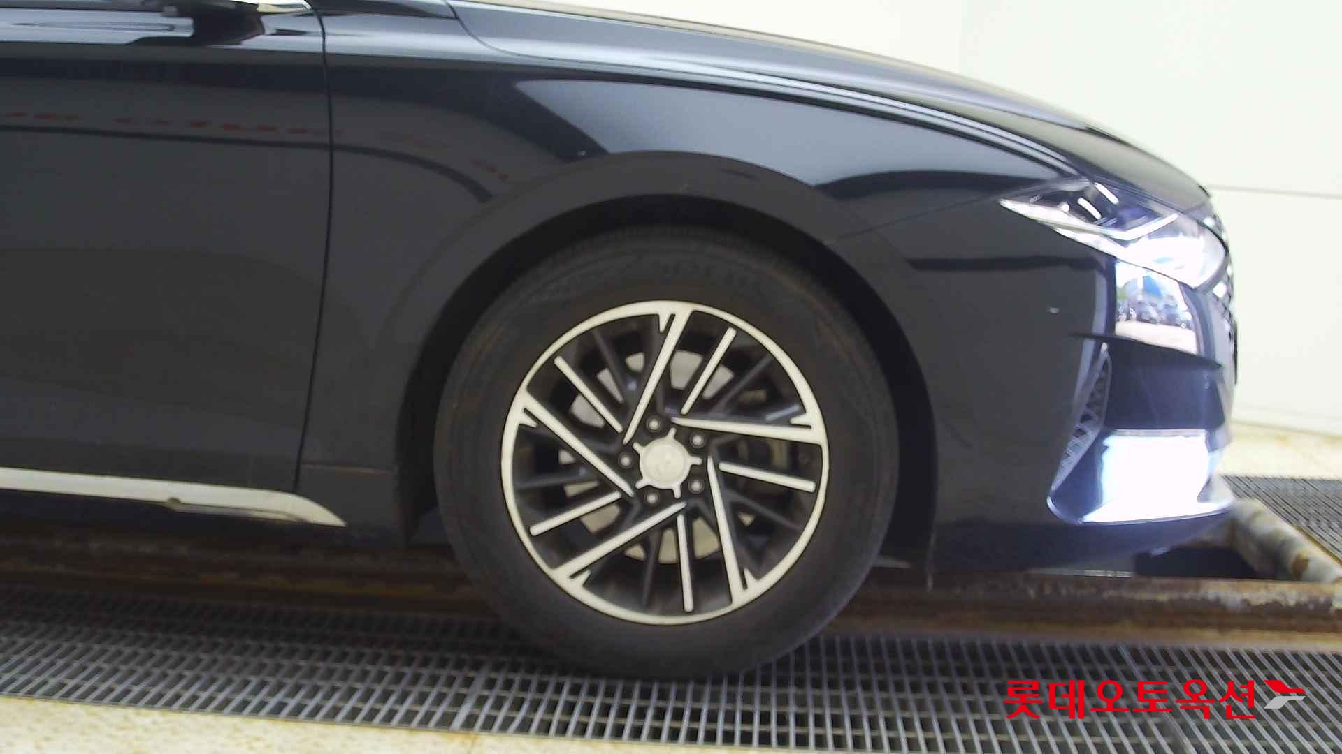 Hyundai Grandeur id 2668367 из Кореи 23