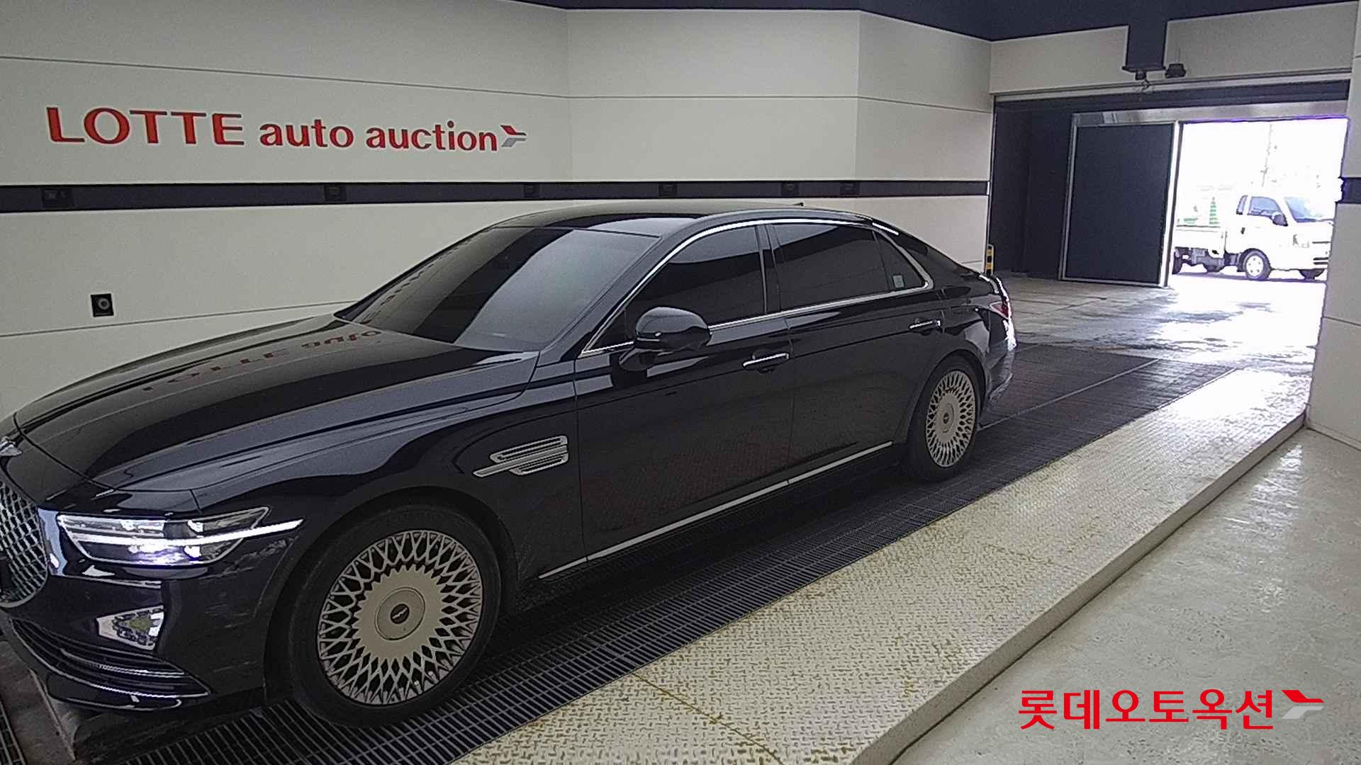 Hyundai G90 id 2668408 из Кореи 13