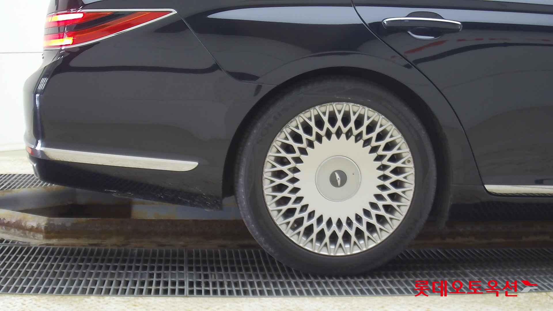 Hyundai G90 id 2668408 из Кореи 24