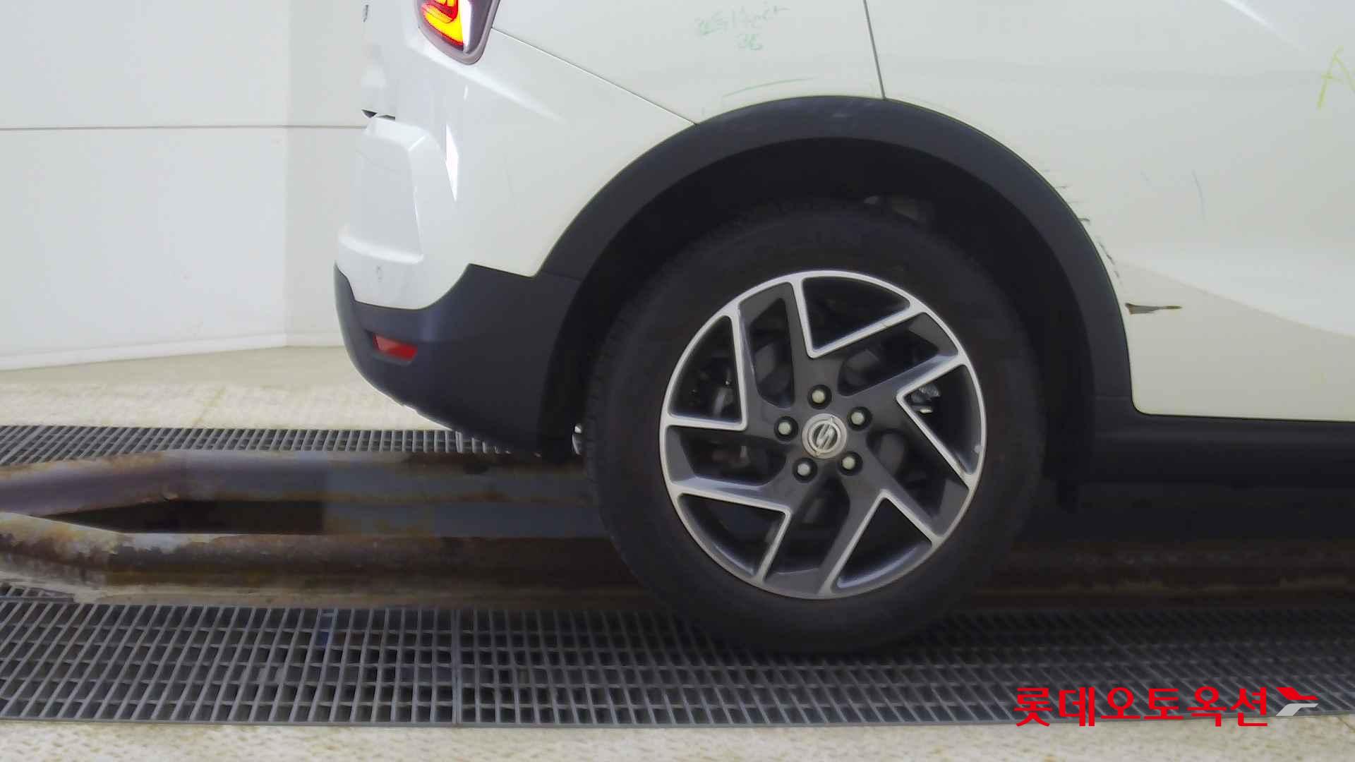 SsangYong Tivoli id 2668469 из Кореи 24