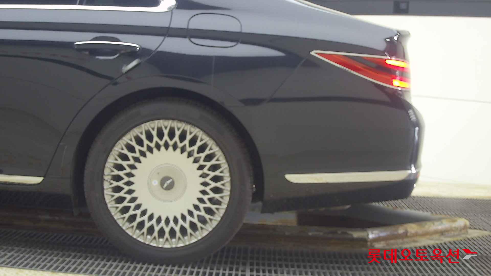 Hyundai G90 id 2668401 из Кореи 22