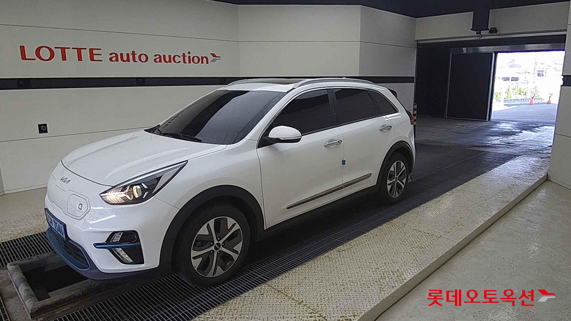 Kia Niro EV id 2668442 из Кореи 13