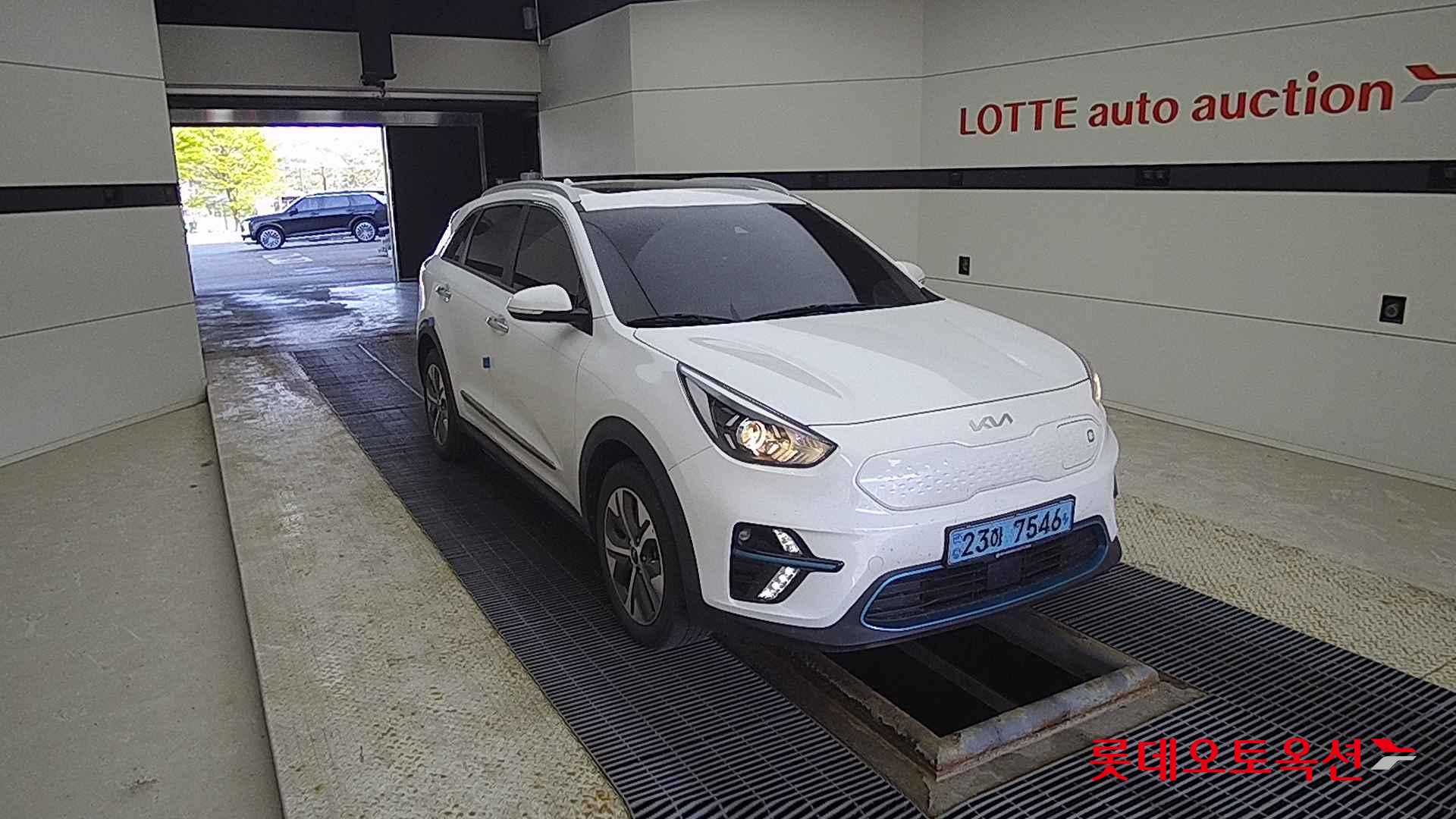 Kia Niro EV id 2668442 из Кореи 15
