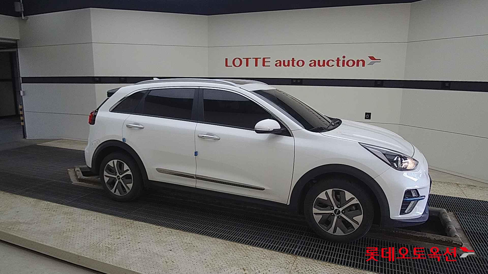 Kia Niro EV id 2668442 из Кореи 17