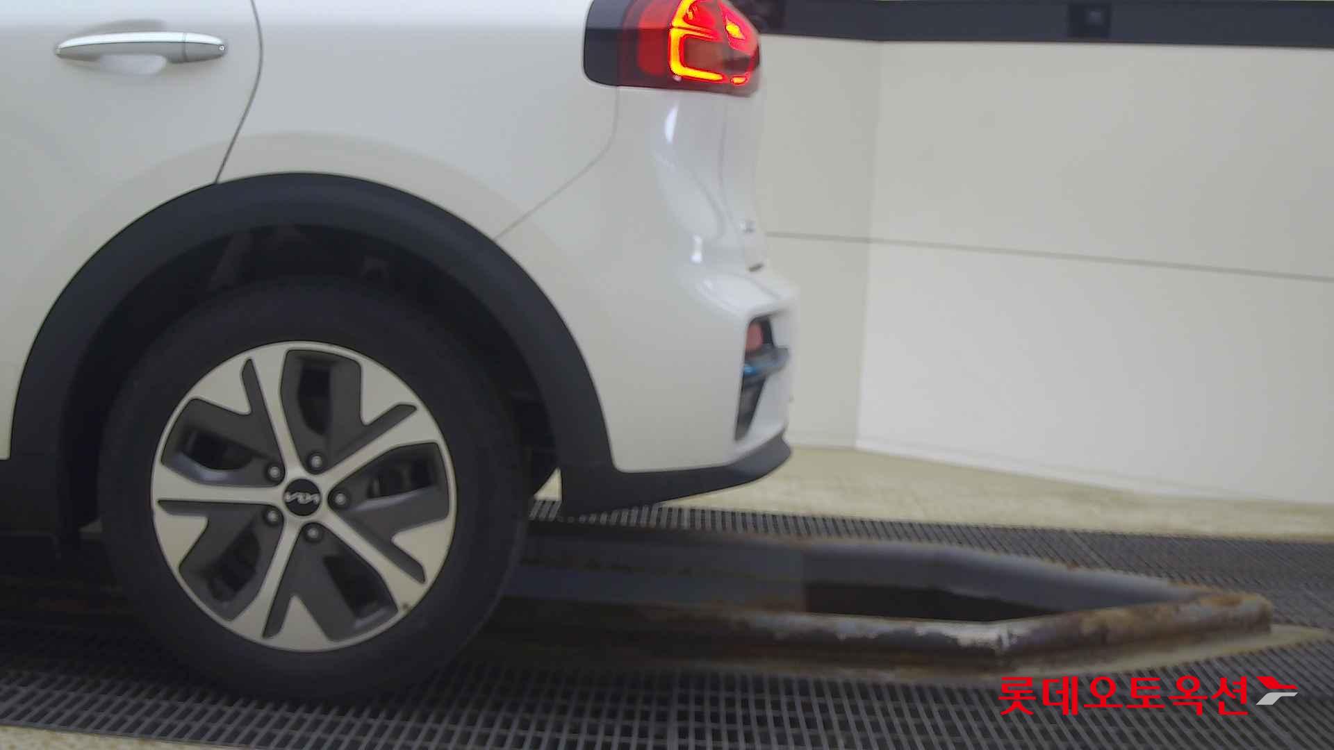 Kia Niro EV id 2668442 из Кореи 22