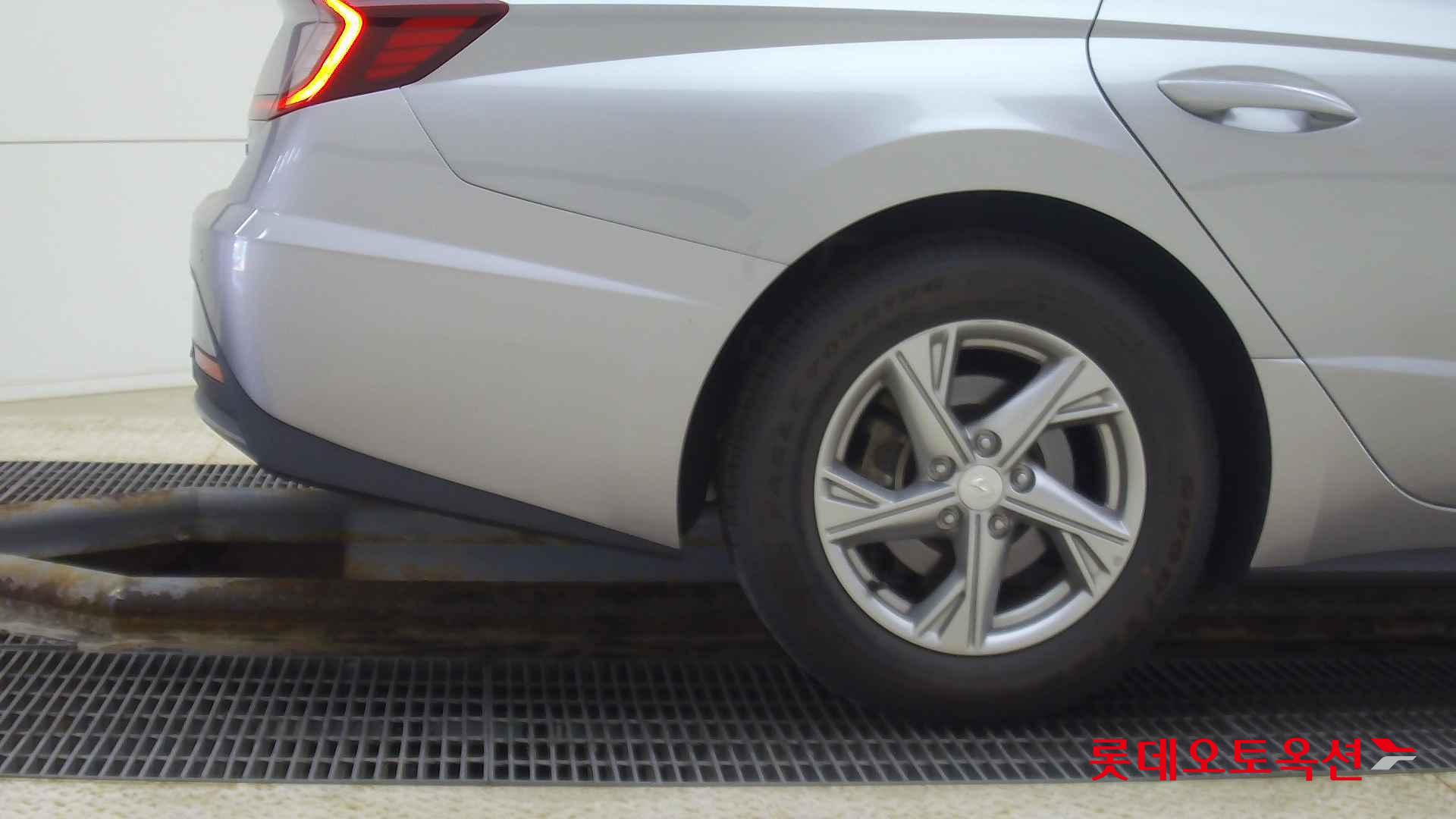 Hyundai Sonata id 2679402 из Кореи 24