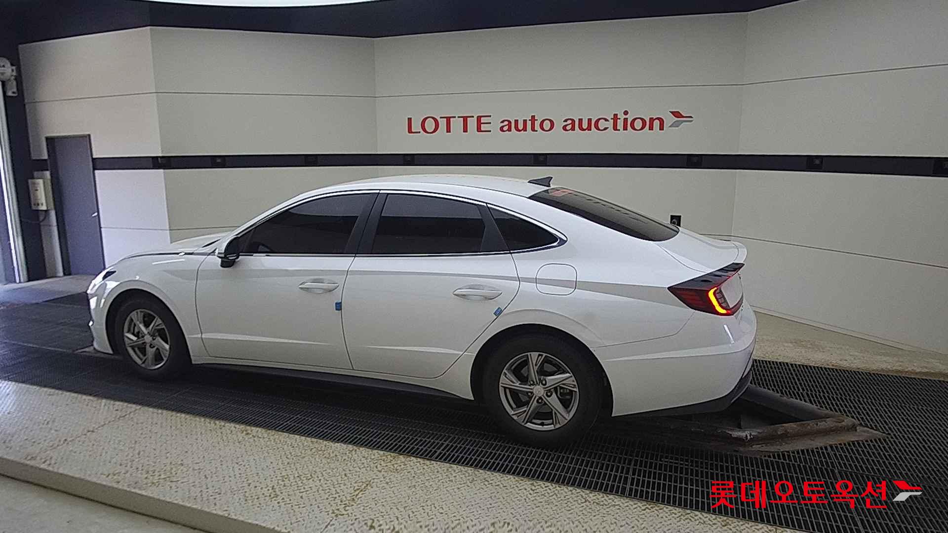 Hyundai Sonata id 2684437 из Кореи 11