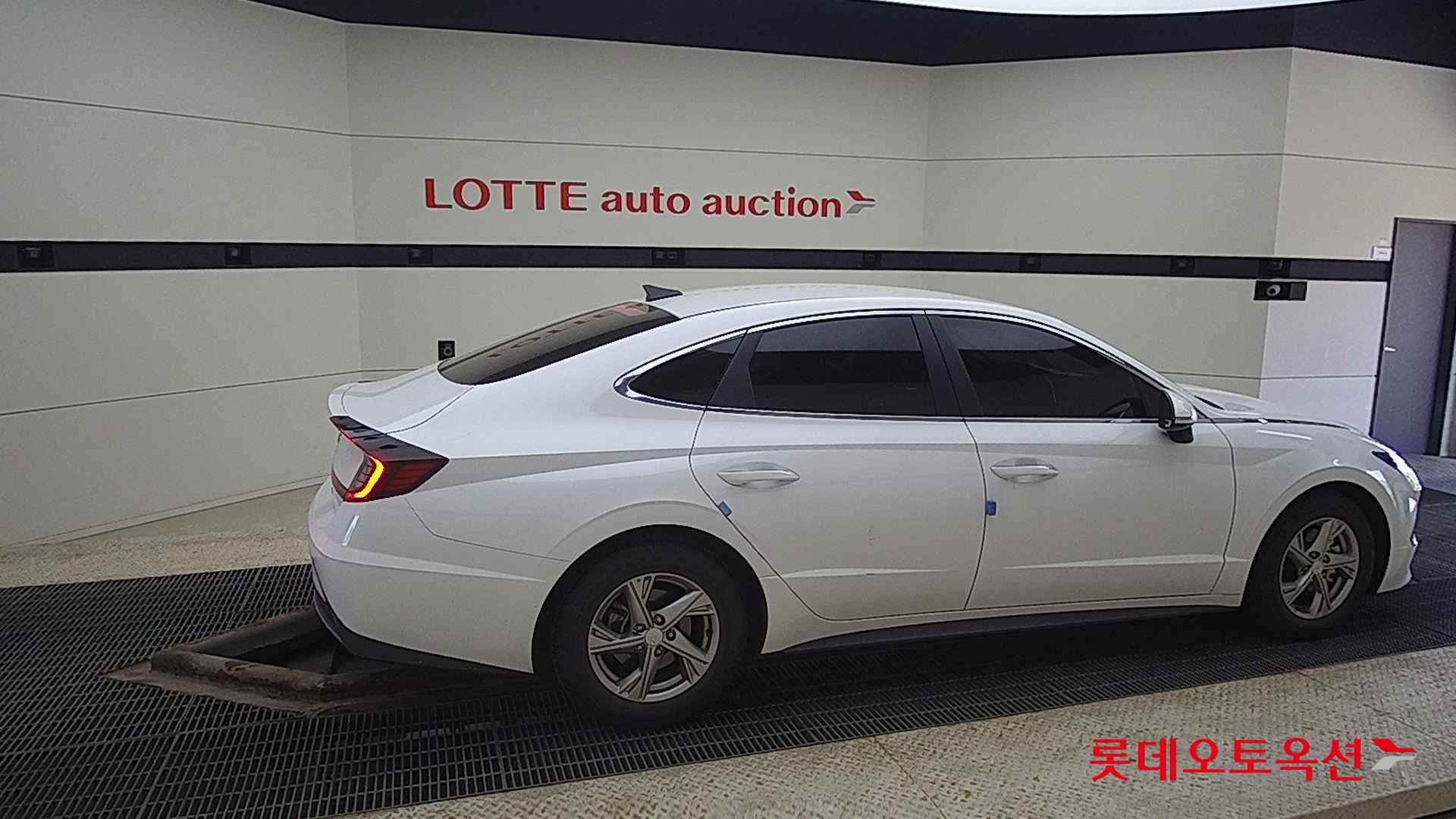 Hyundai Sonata id 2684437 из Кореи 18
