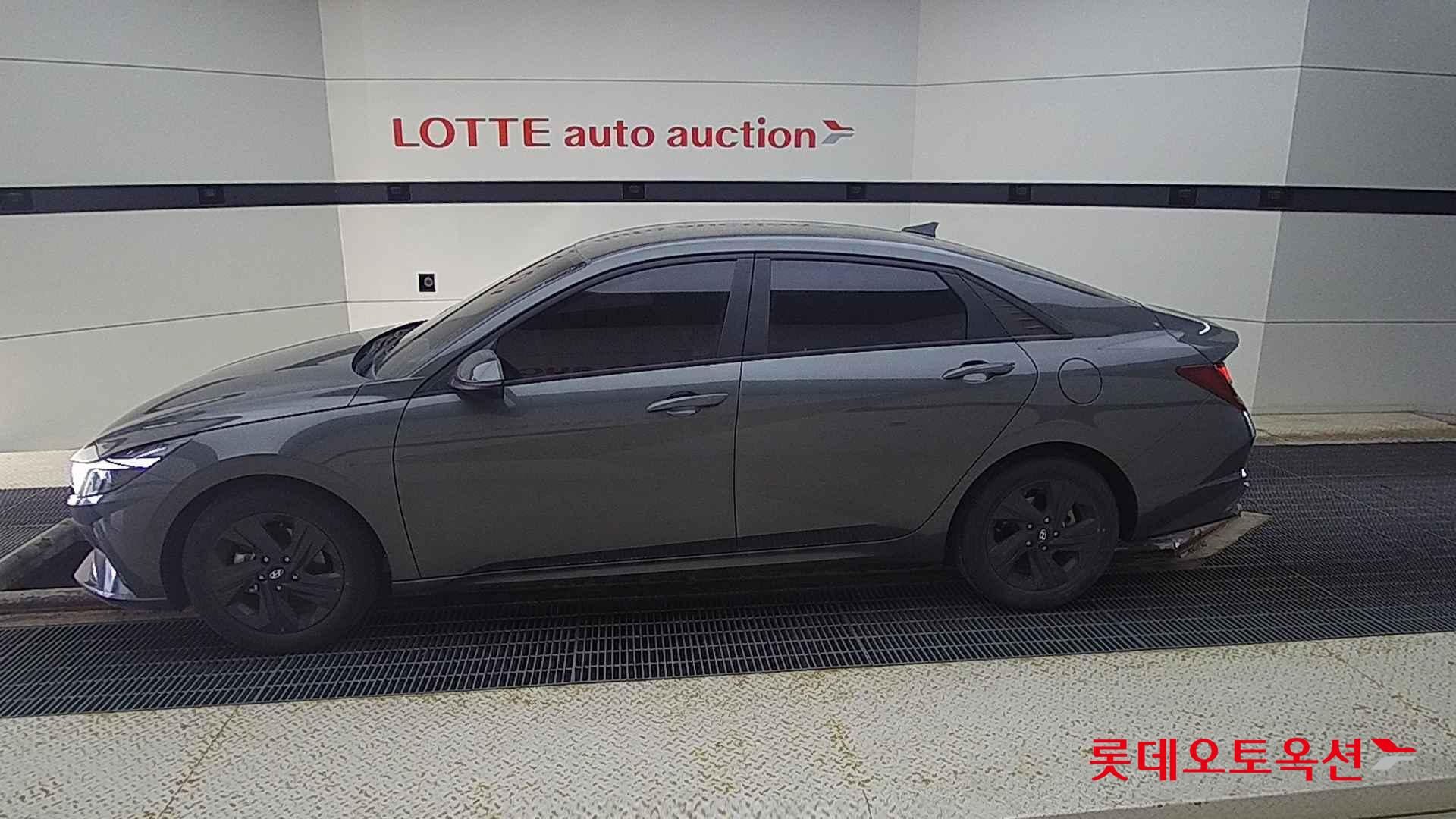 Hyundai Avante id 2708600 из Кореи 7