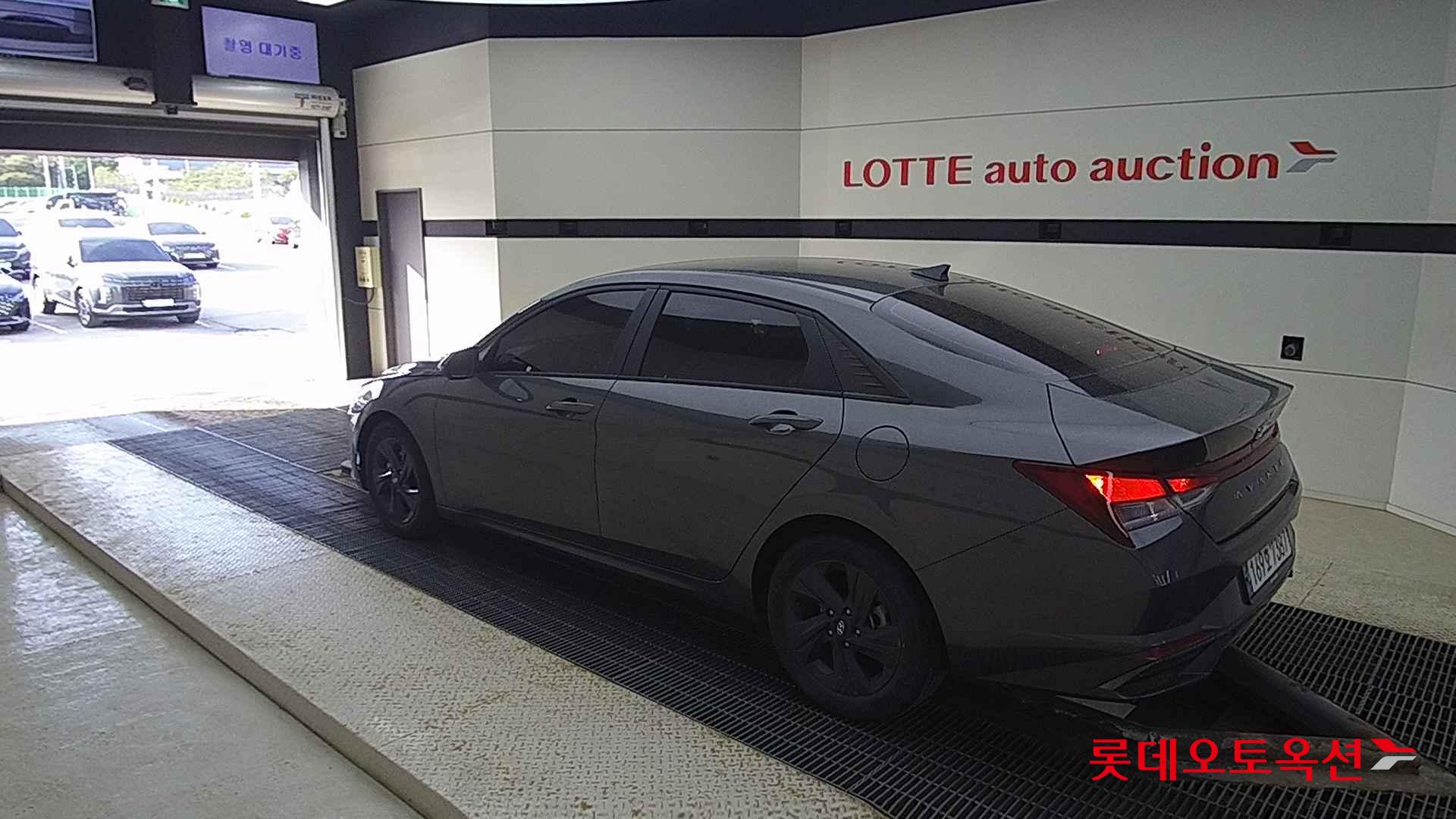 Hyundai Avante id 2708600 из Кореи 10