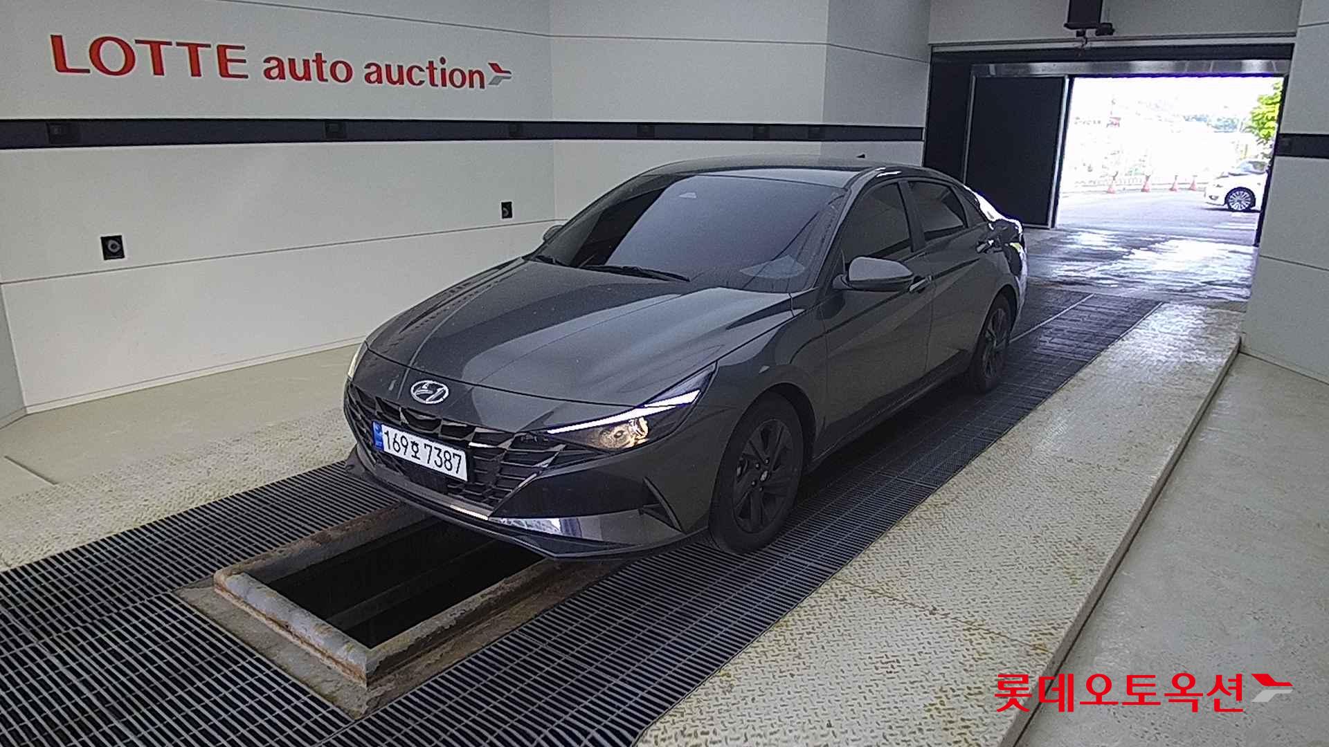 Hyundai Avante id 2708600 из Кореи 14
